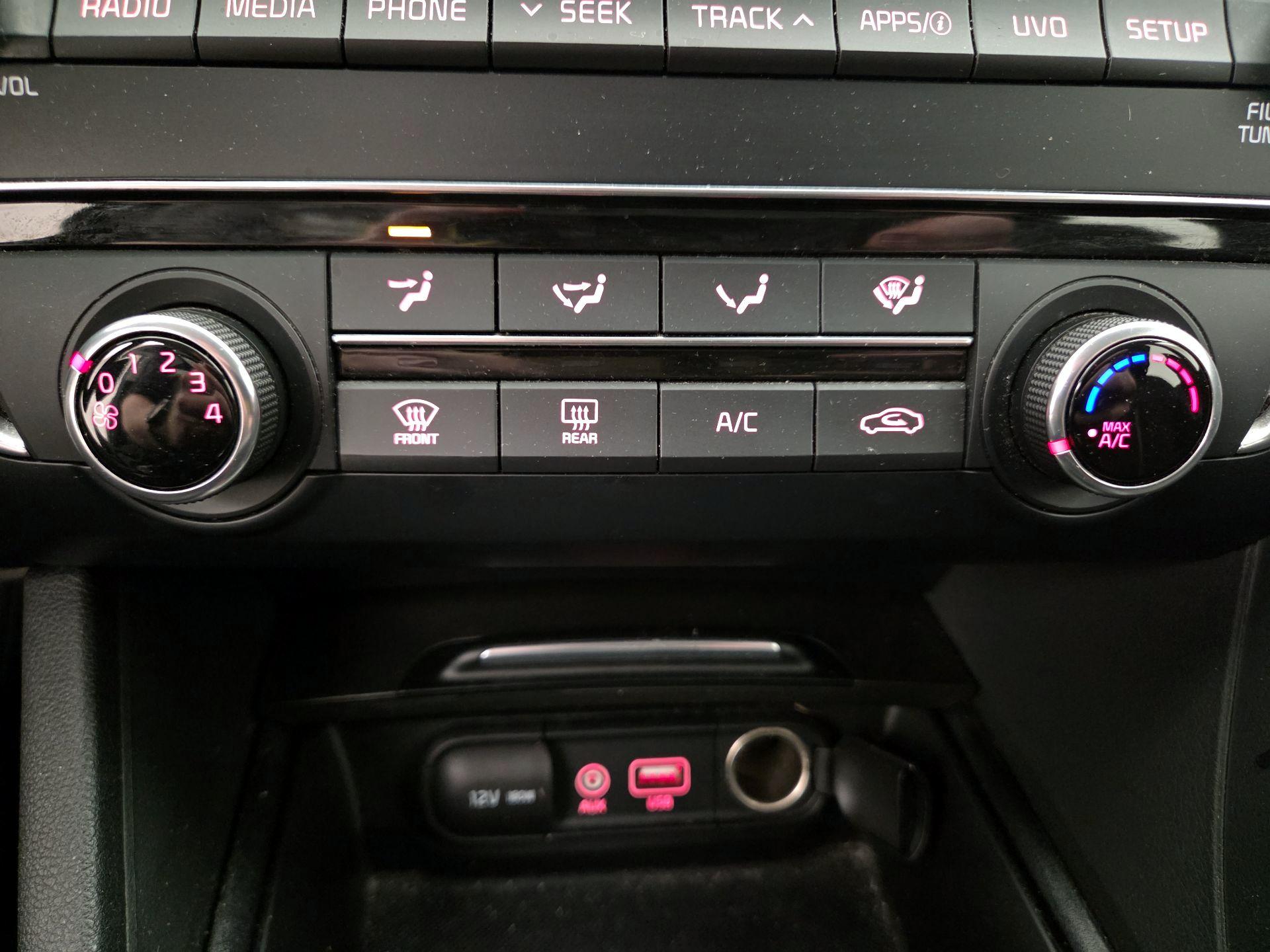 Thumbnail: 2018 Kia Optima - 15