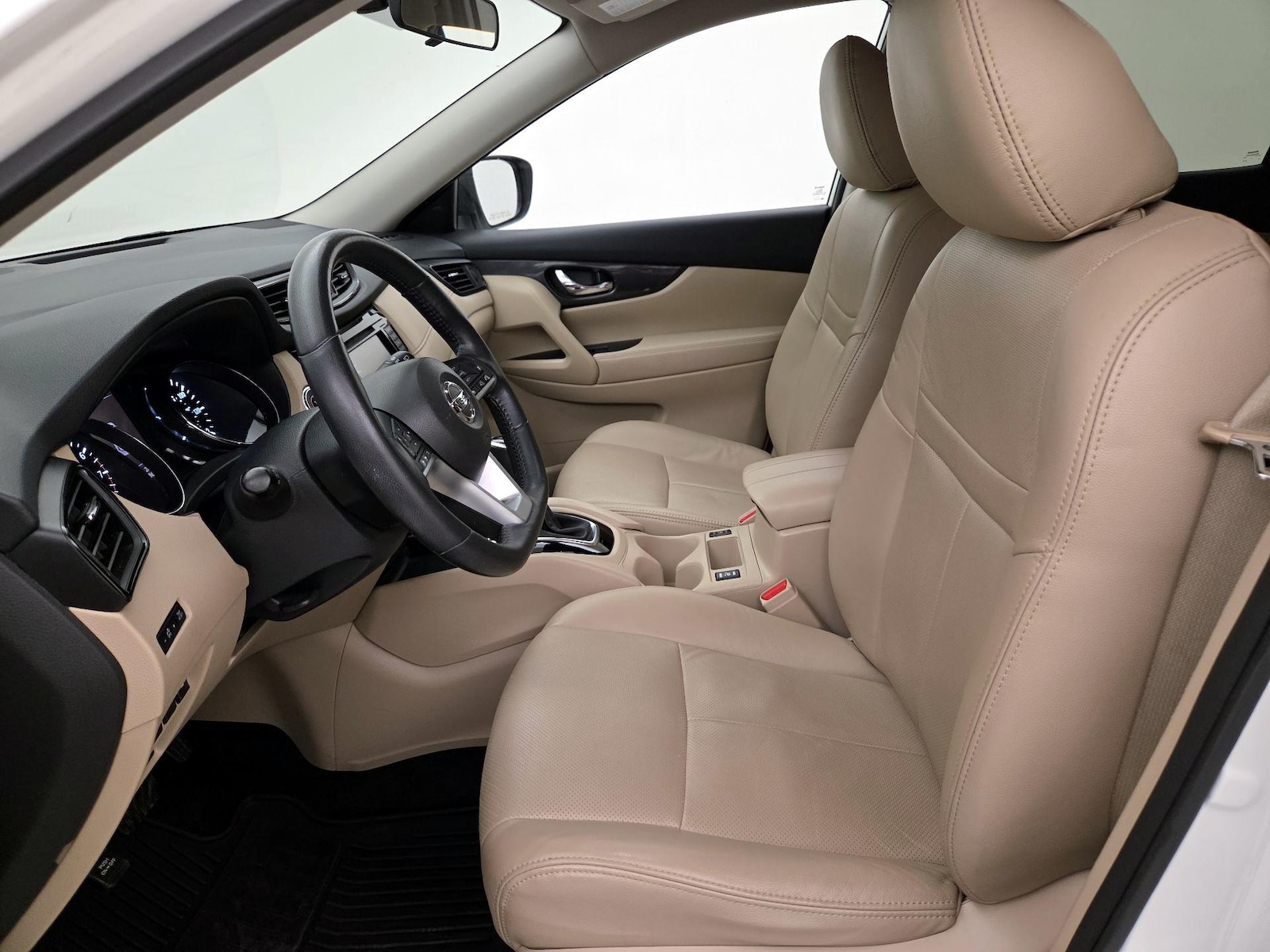 2018 Nissan Rogue SV - Photo 12