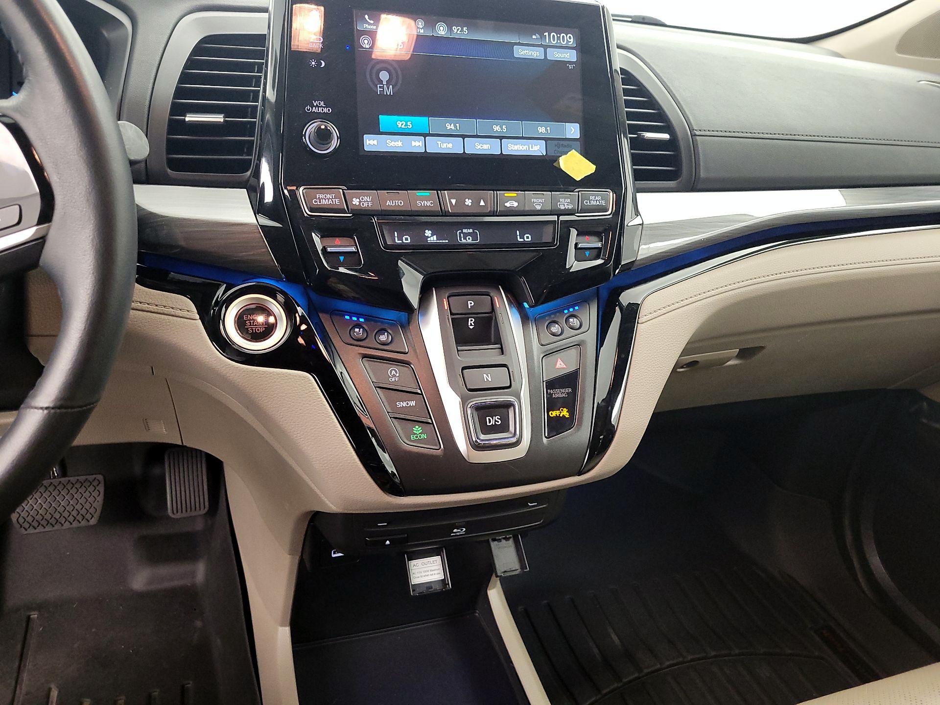 Thumbnail: 2023 Honda Odyssey - 18