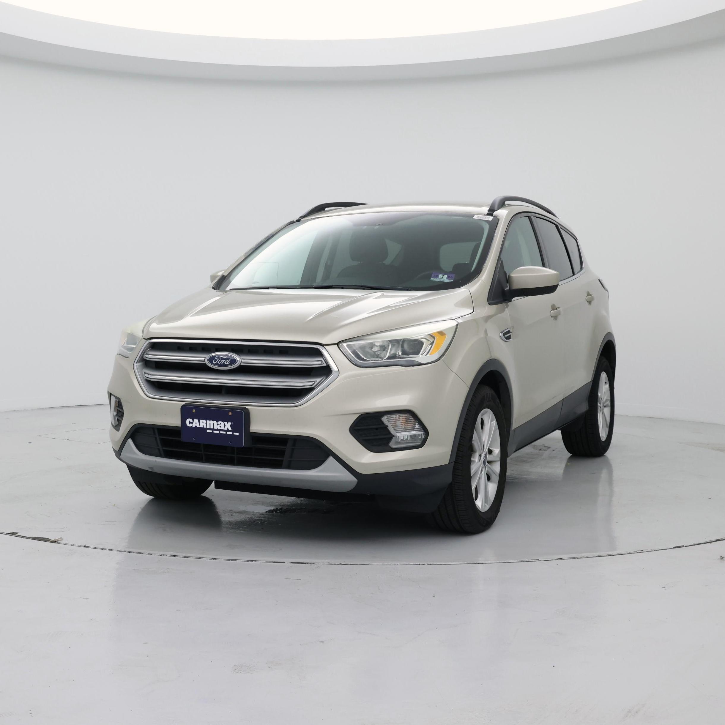Thumbnail: 2017 Ford Escape - 4