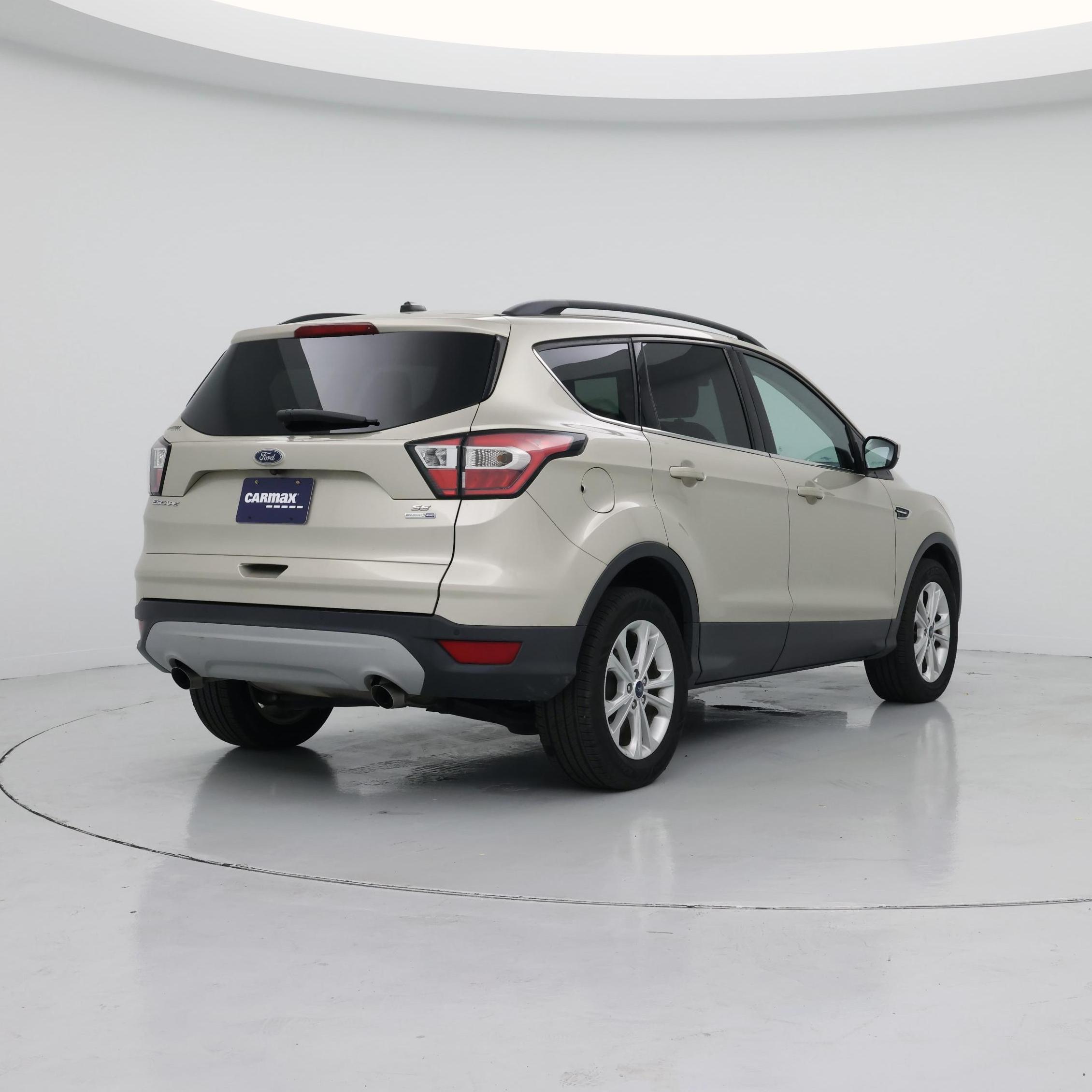 Thumbnail: 2017 Ford Escape - 8