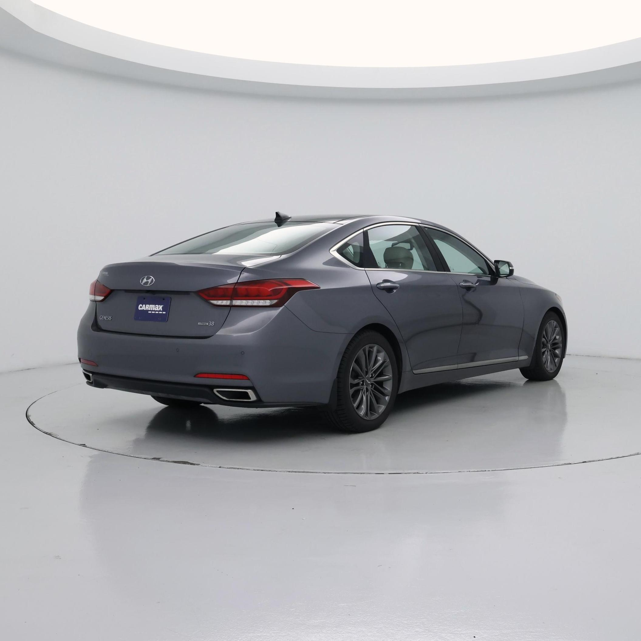 Thumbnail: 2015 Hyundai Genesis - 8