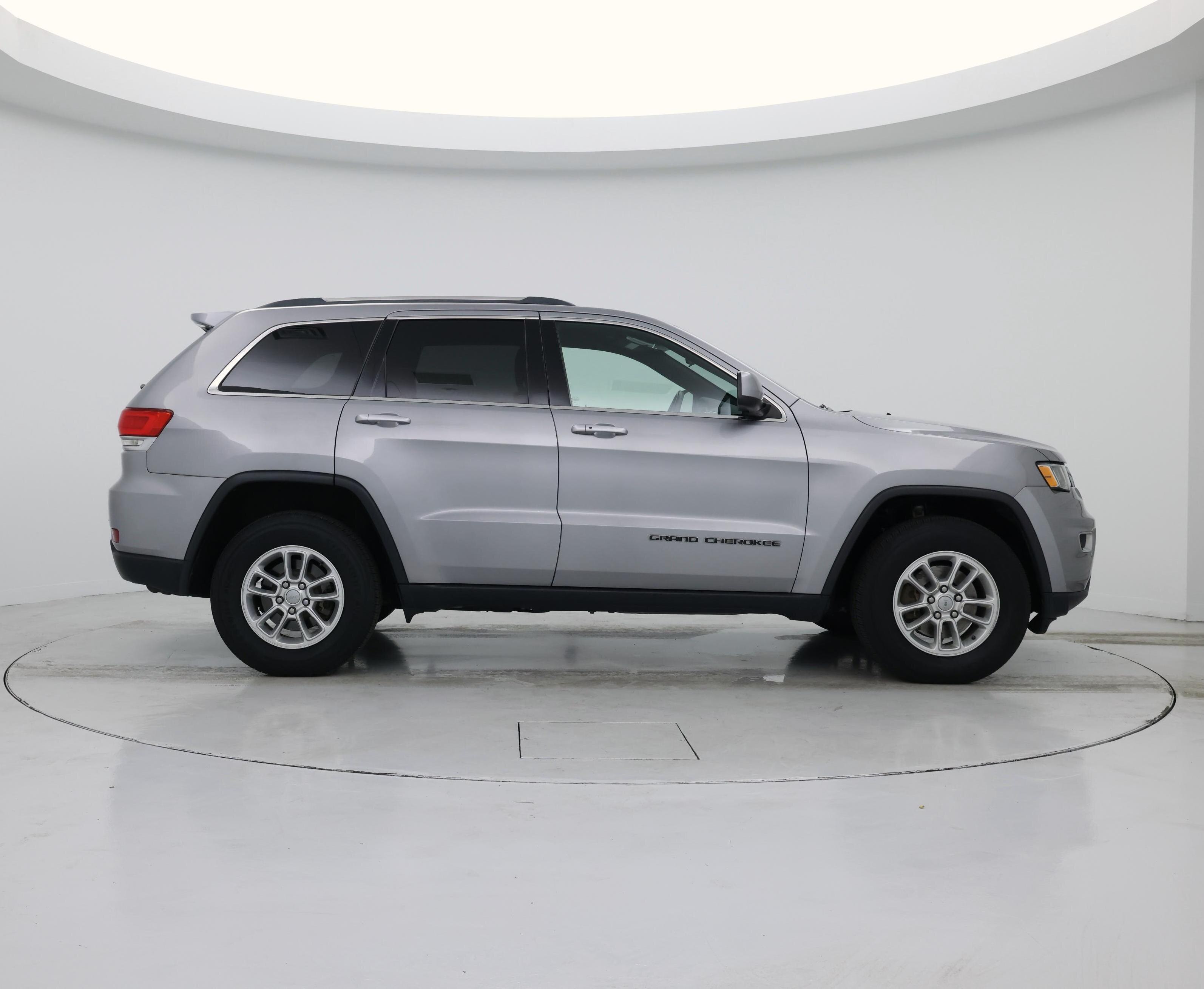 Thumbnail: 2018 Jeep Grand Cherokee - 7