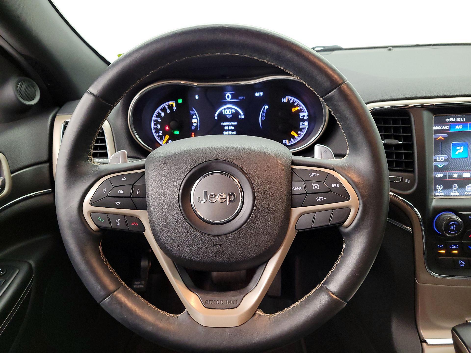 Thumbnail: 2017 Jeep Grand Cherokee - 10
