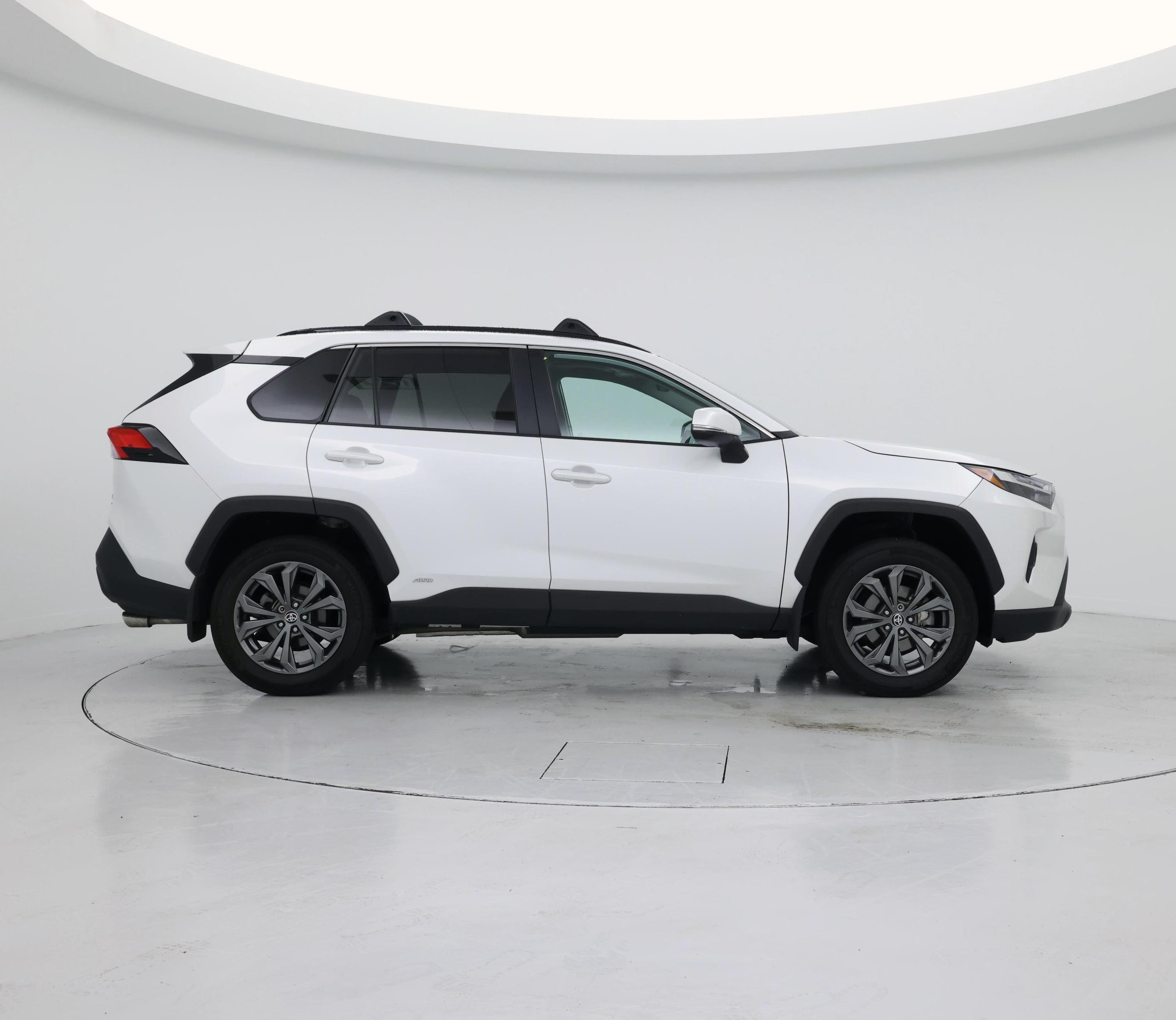 Thumbnail: 2025 Toyota RAV4 - 7