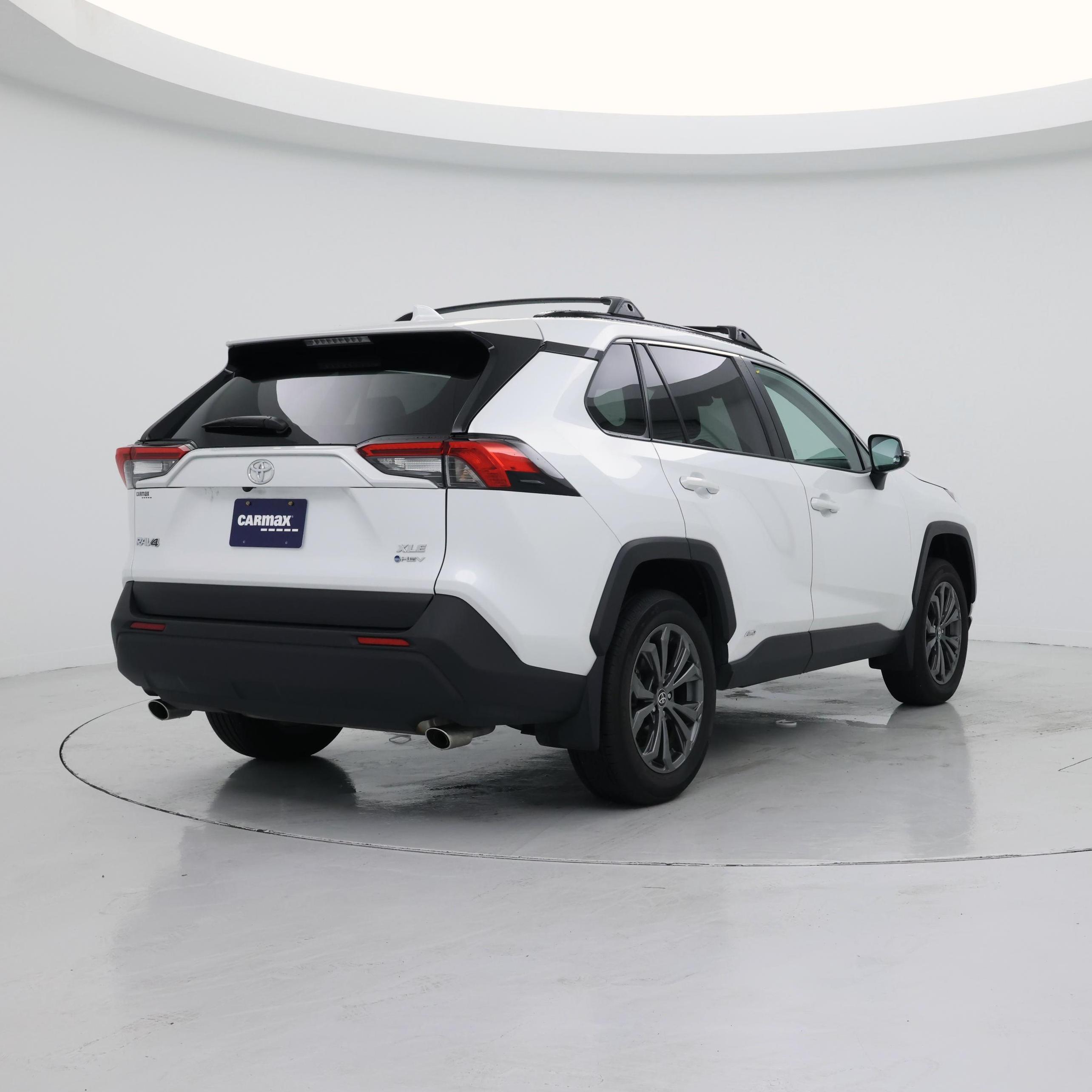Thumbnail: 2025 Toyota RAV4 - 8