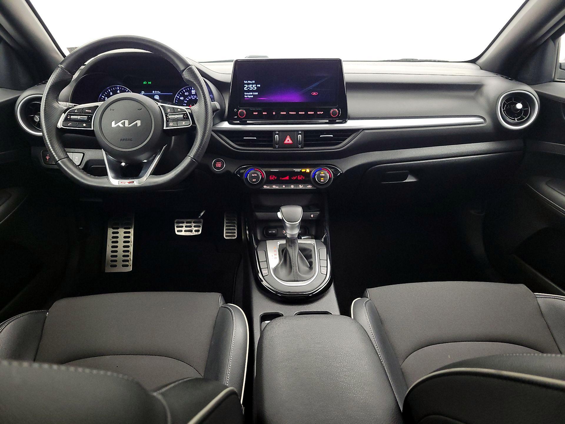 Thumbnail: 2023 Kia Forte - 9
