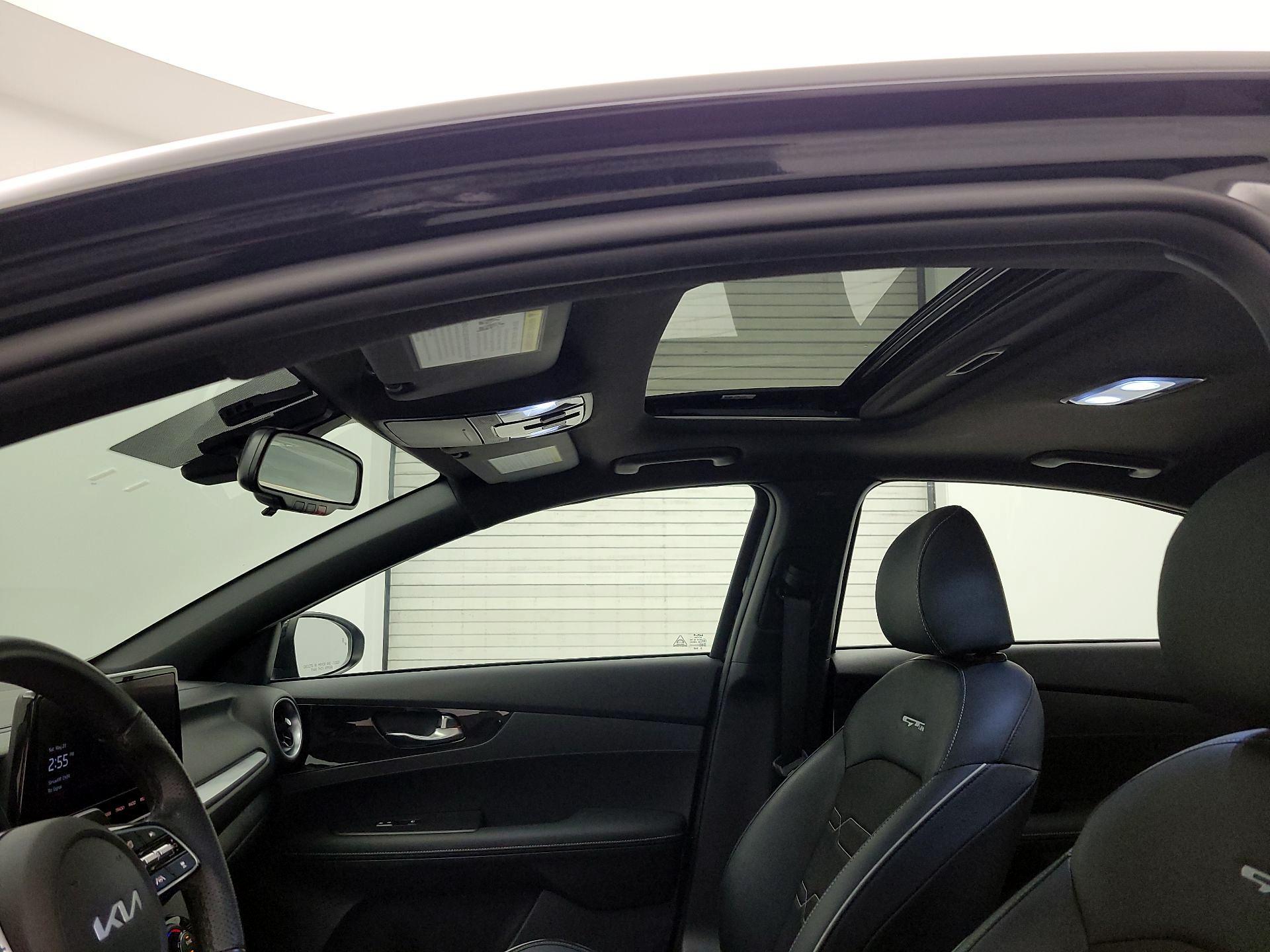 Thumbnail: 2023 Kia Forte - 20