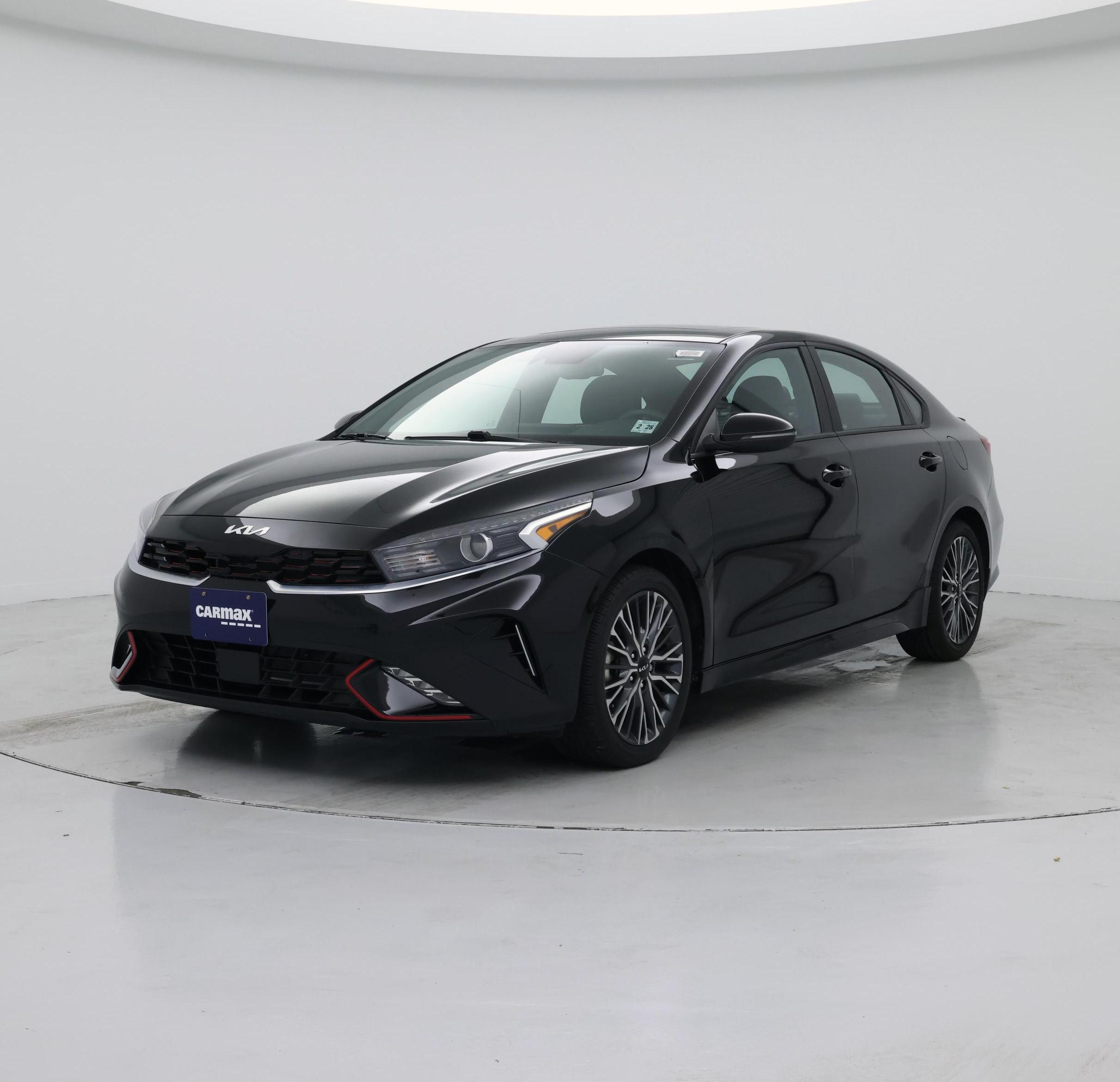 Thumbnail: 2023 Kia Forte - 4