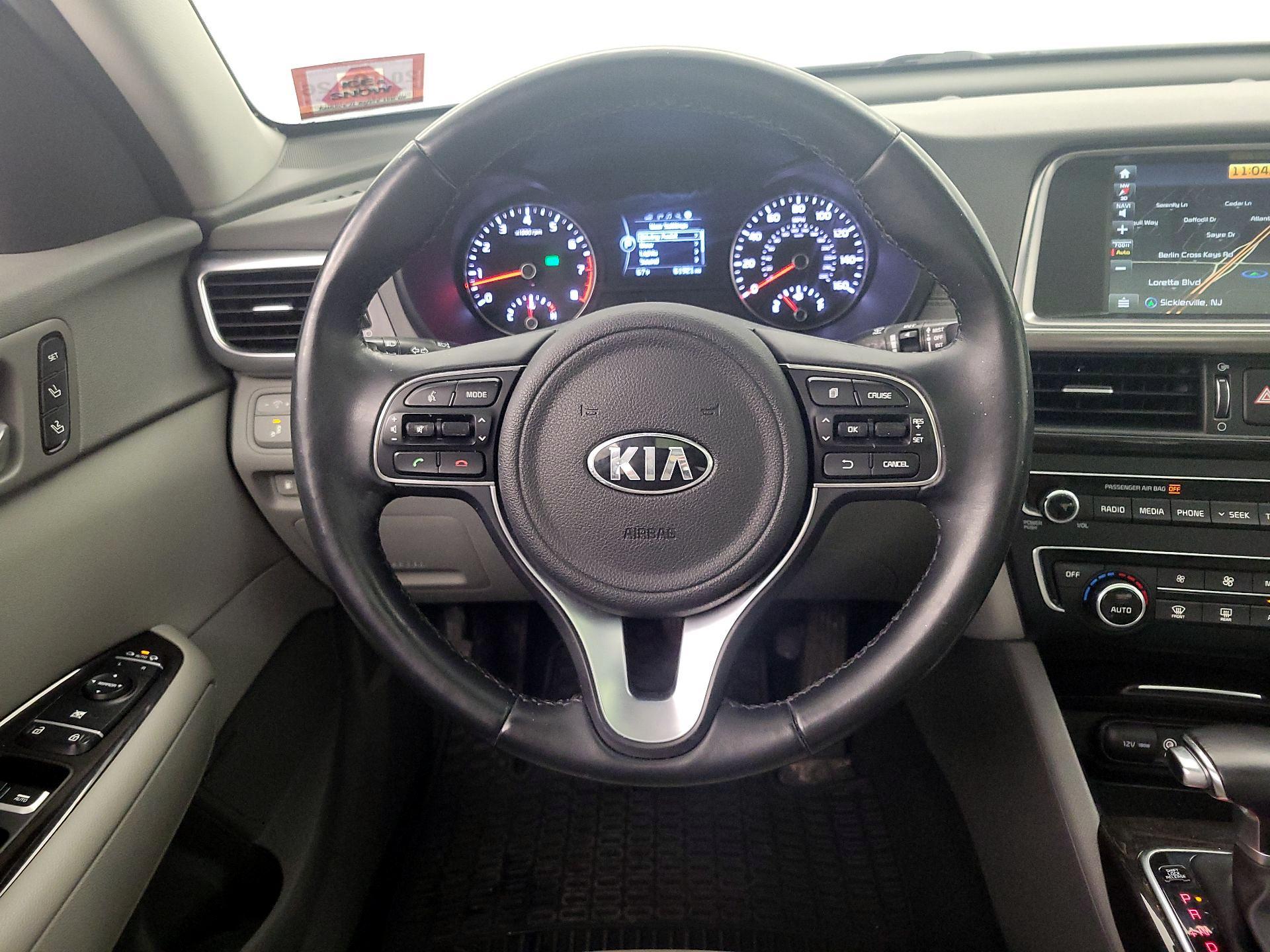 Thumbnail: 2016 Kia Optima - 10