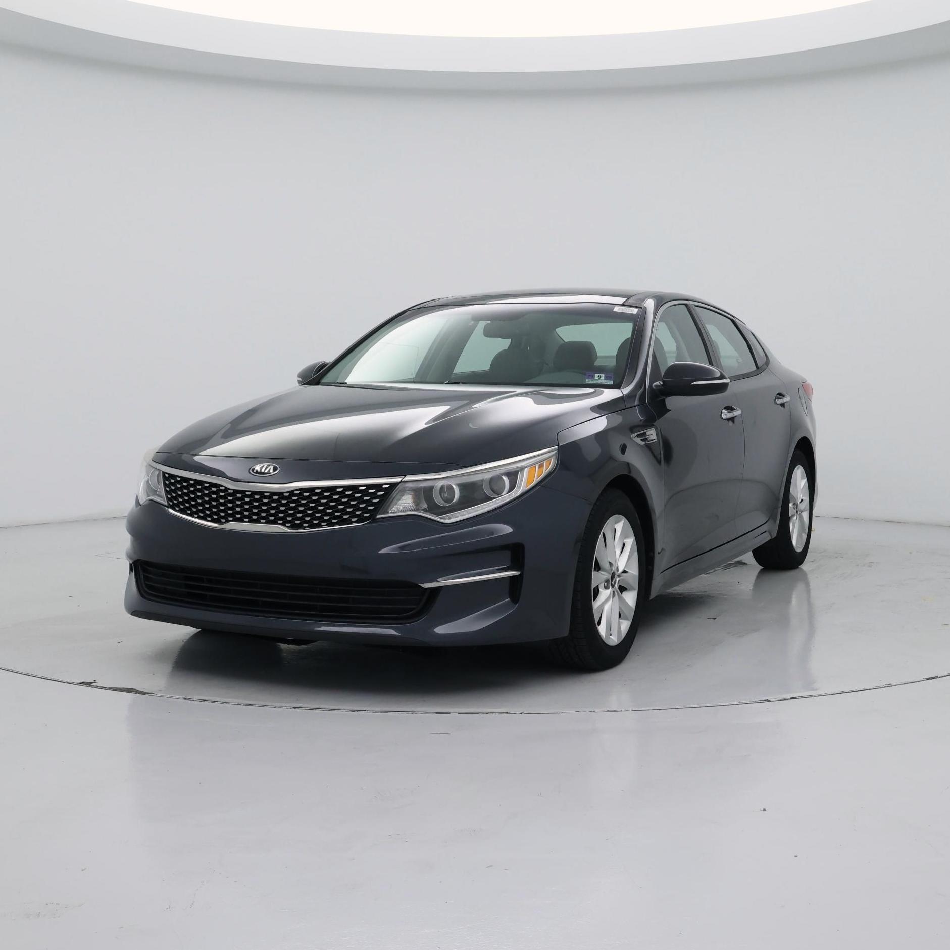 Thumbnail: 2016 Kia Optima - 4