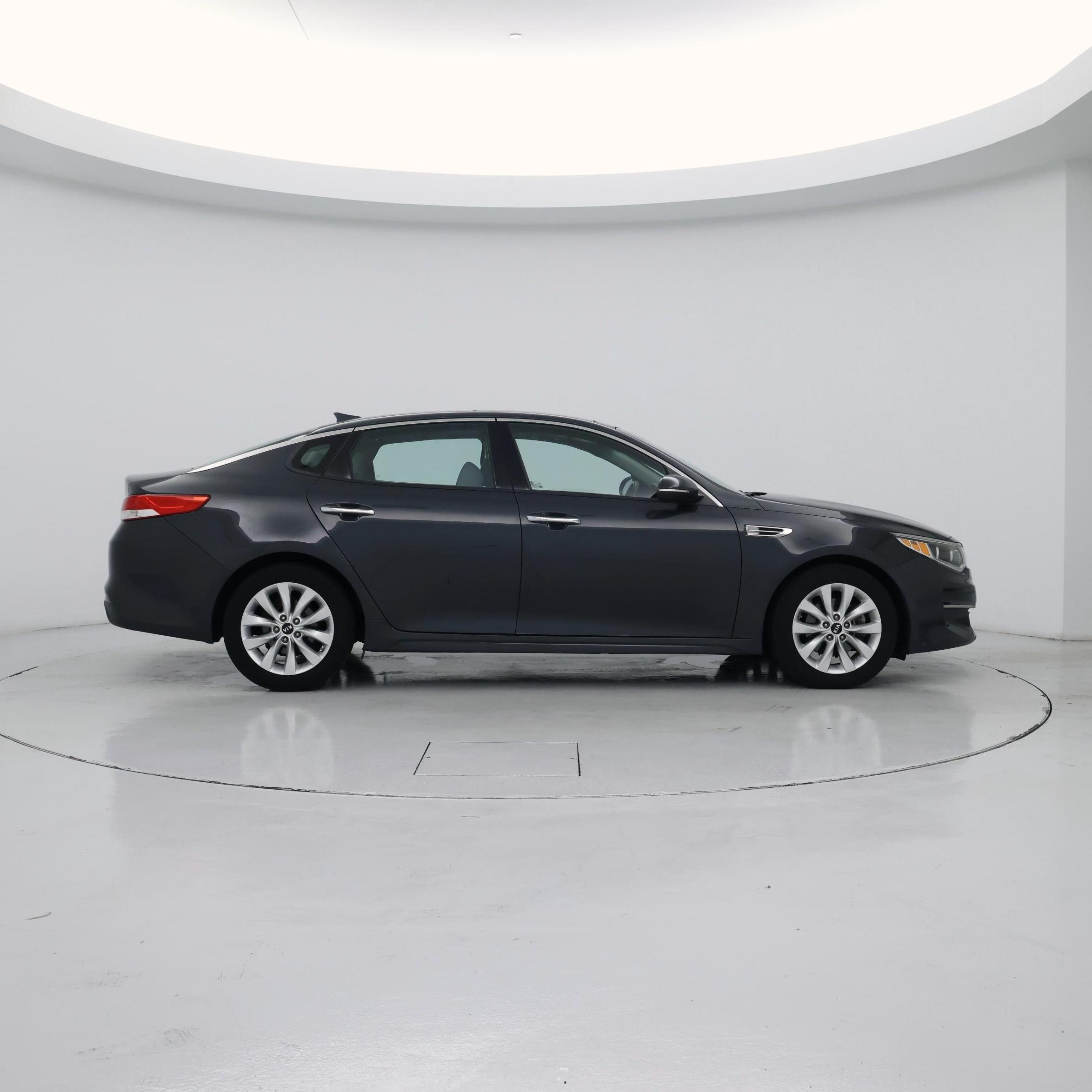 Thumbnail: 2016 Kia Optima - 7