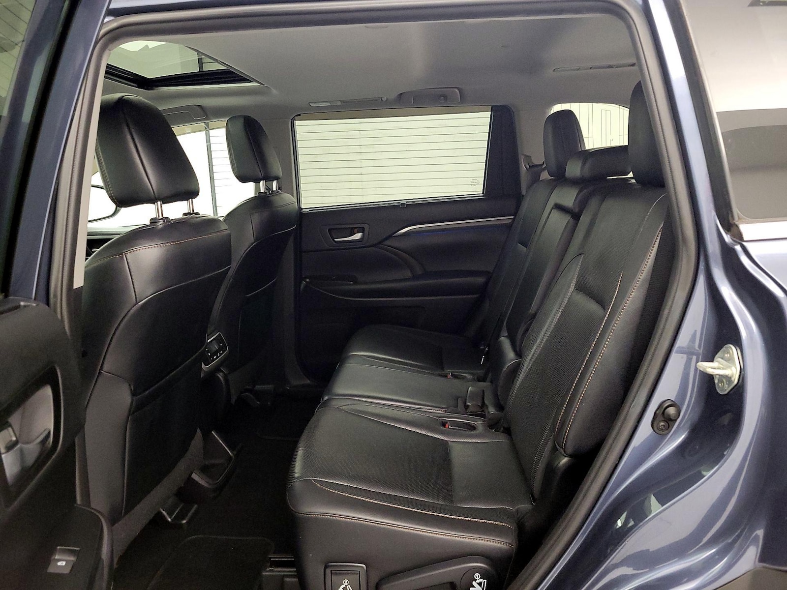2019 Toyota Highlander Limited - Photo 22
