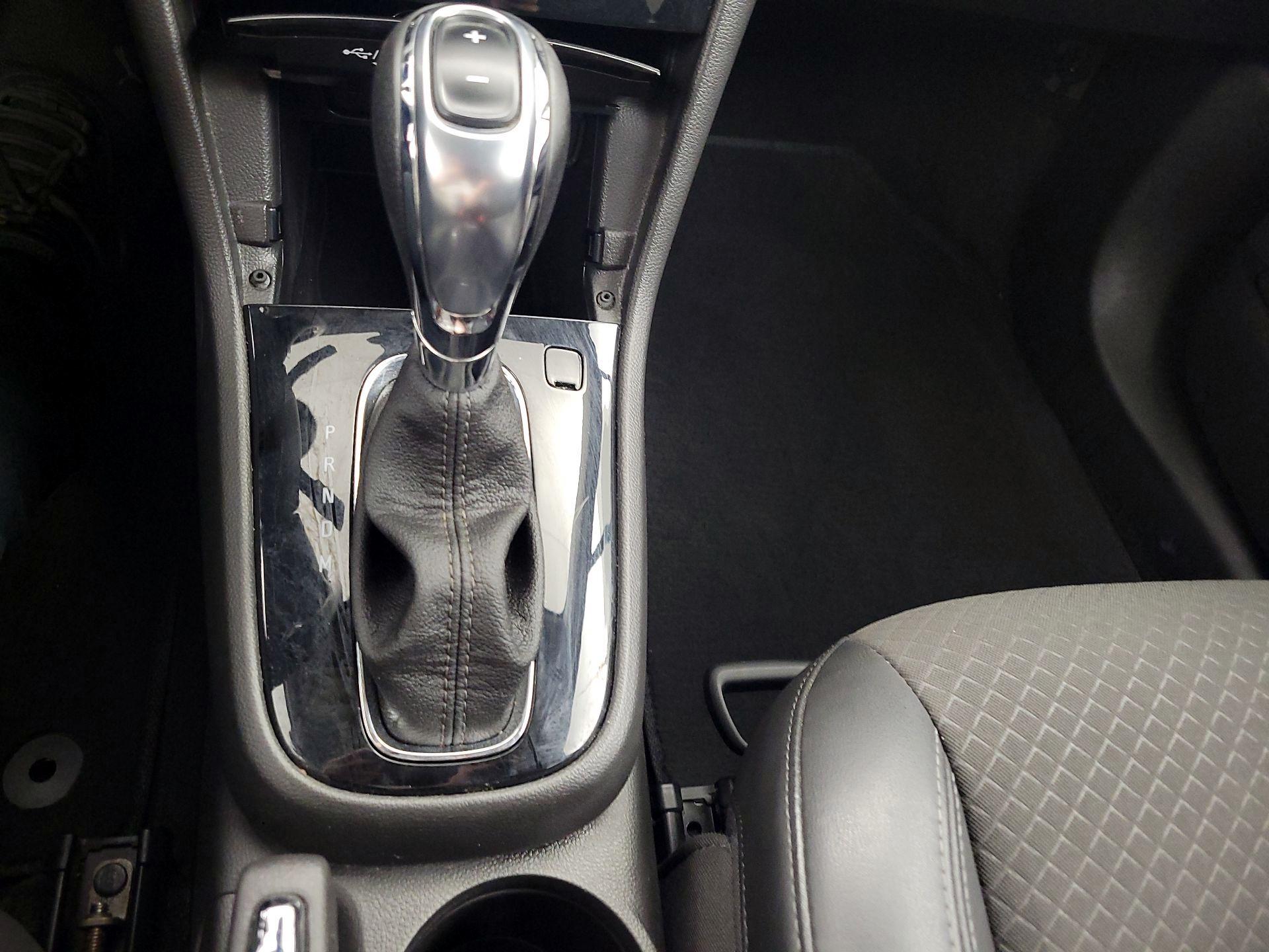 Thumbnail: 2019 Buick Encore - 17