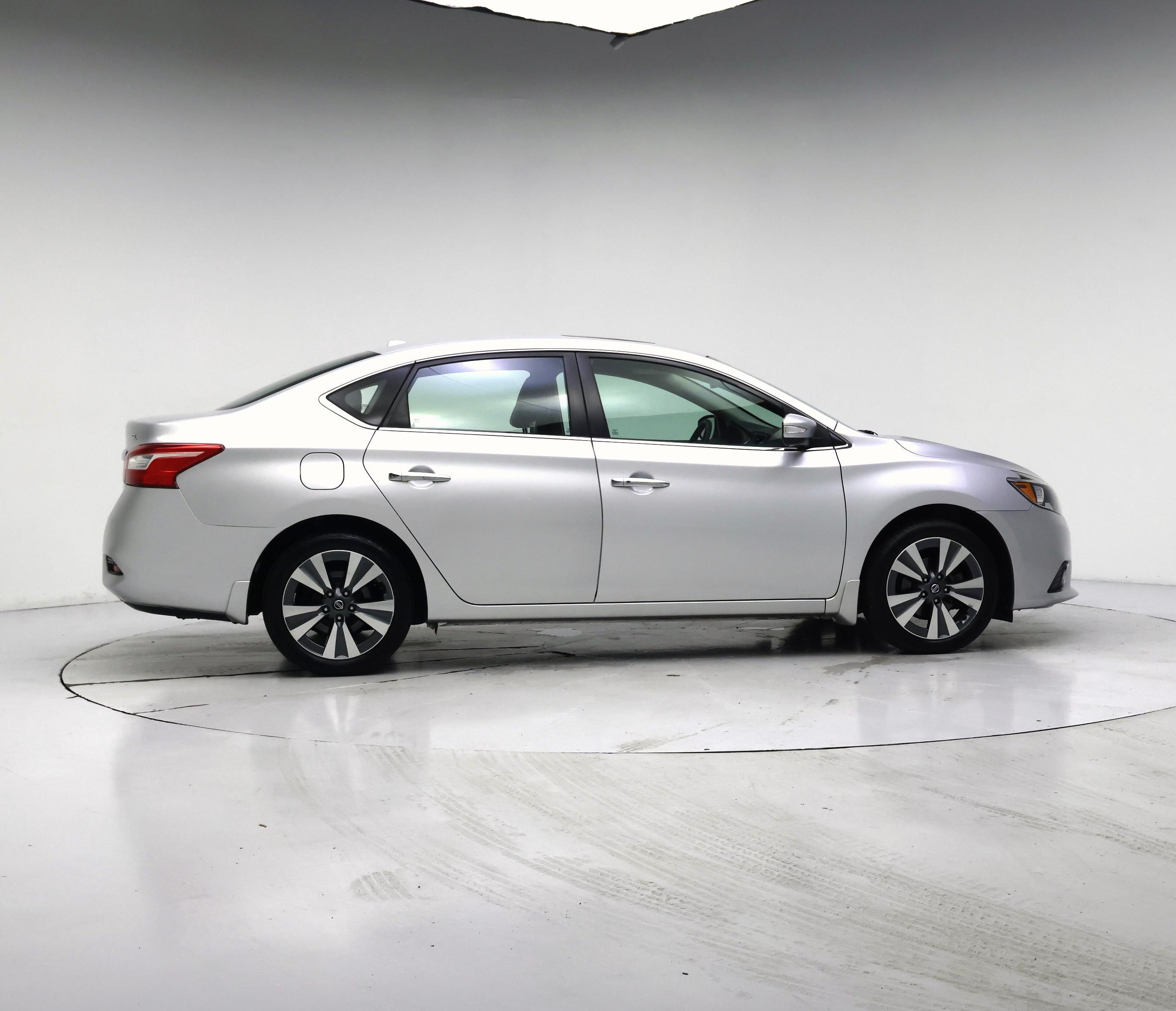 Thumbnail: 2018 Nissan Sentra - 7