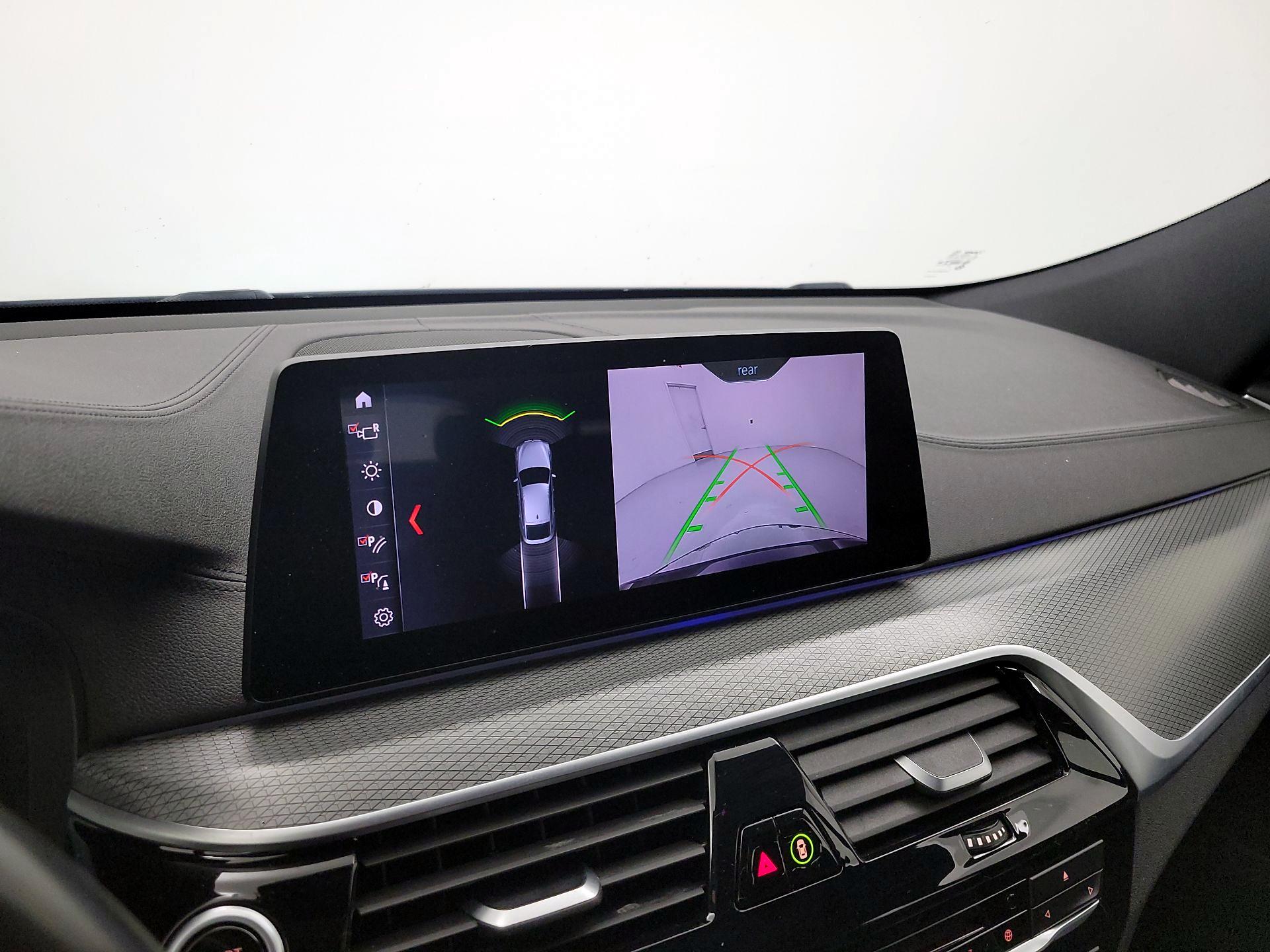 Thumbnail: 2019 BMW 6 Series - 15