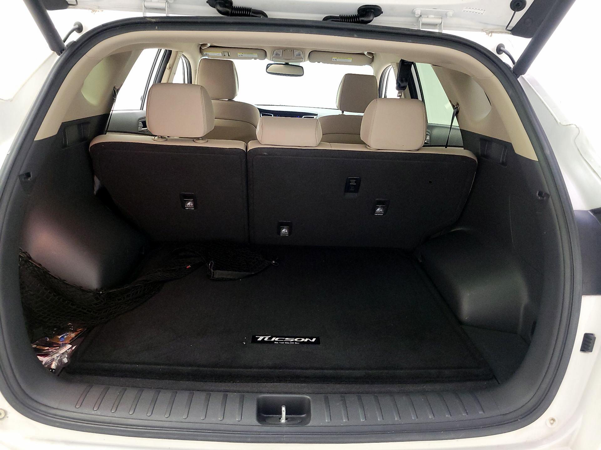 Thumbnail: 2016 Hyundai Tucson - 20