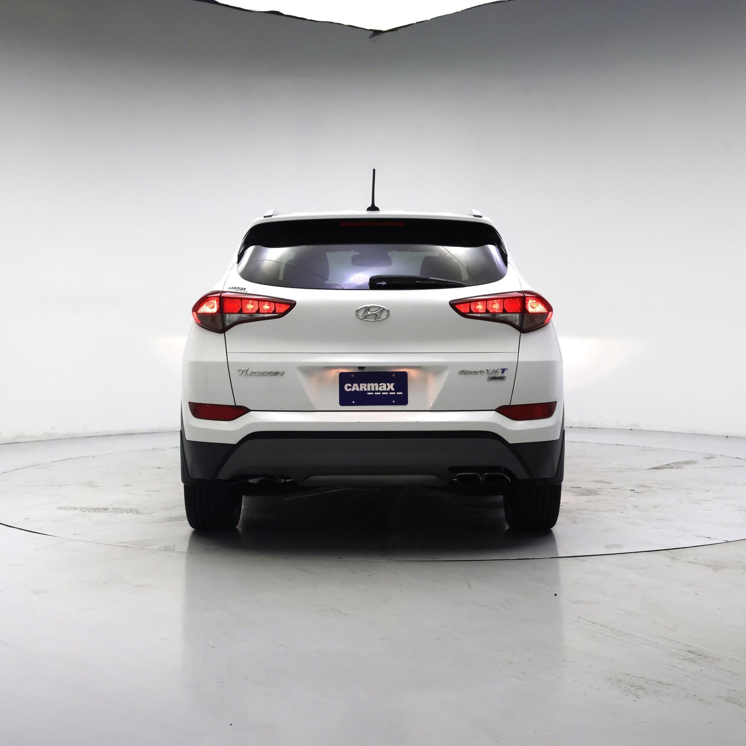 Thumbnail: 2016 Hyundai Tucson - 6