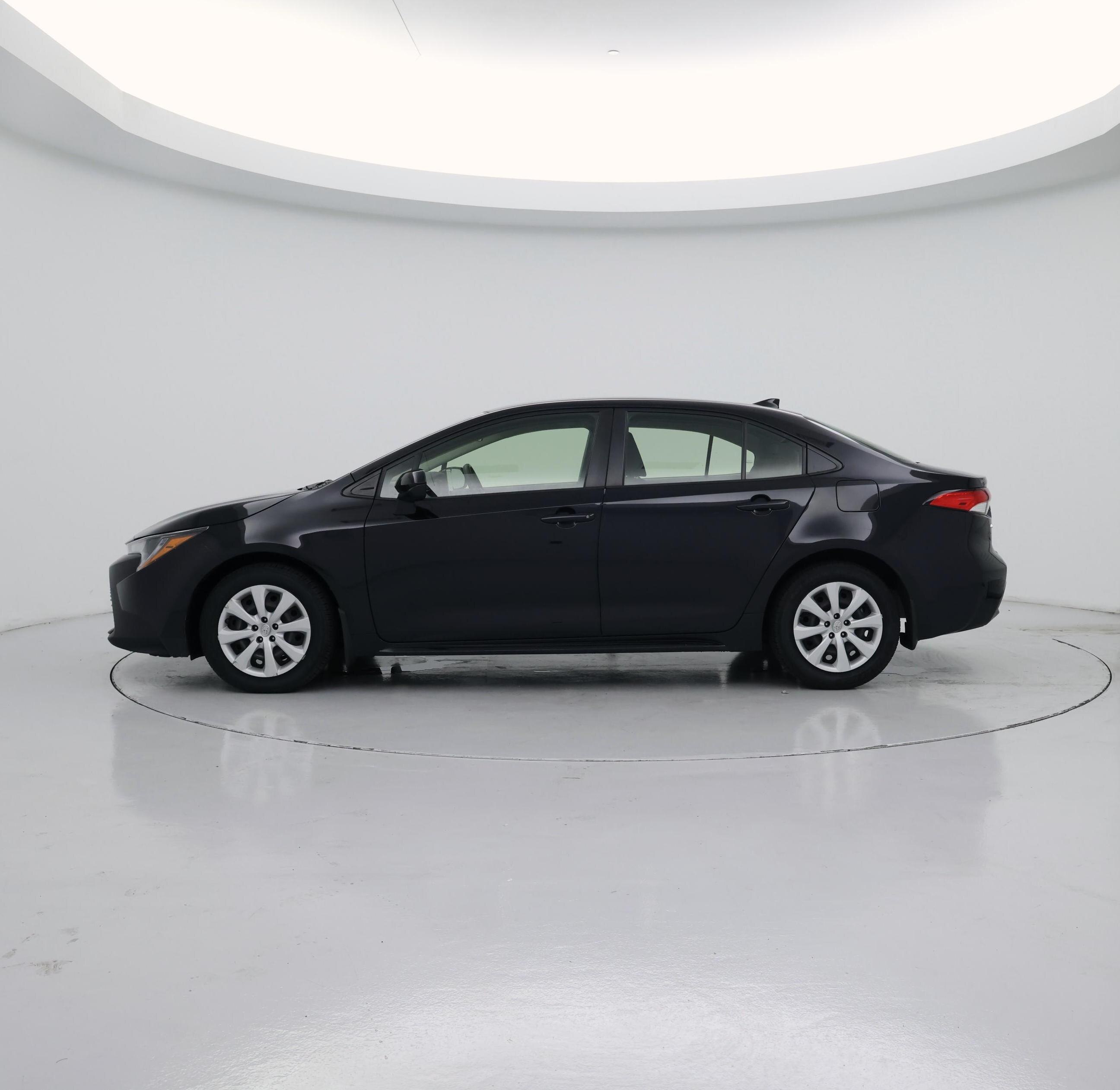 Thumbnail: 2023 Toyota Corolla - 3