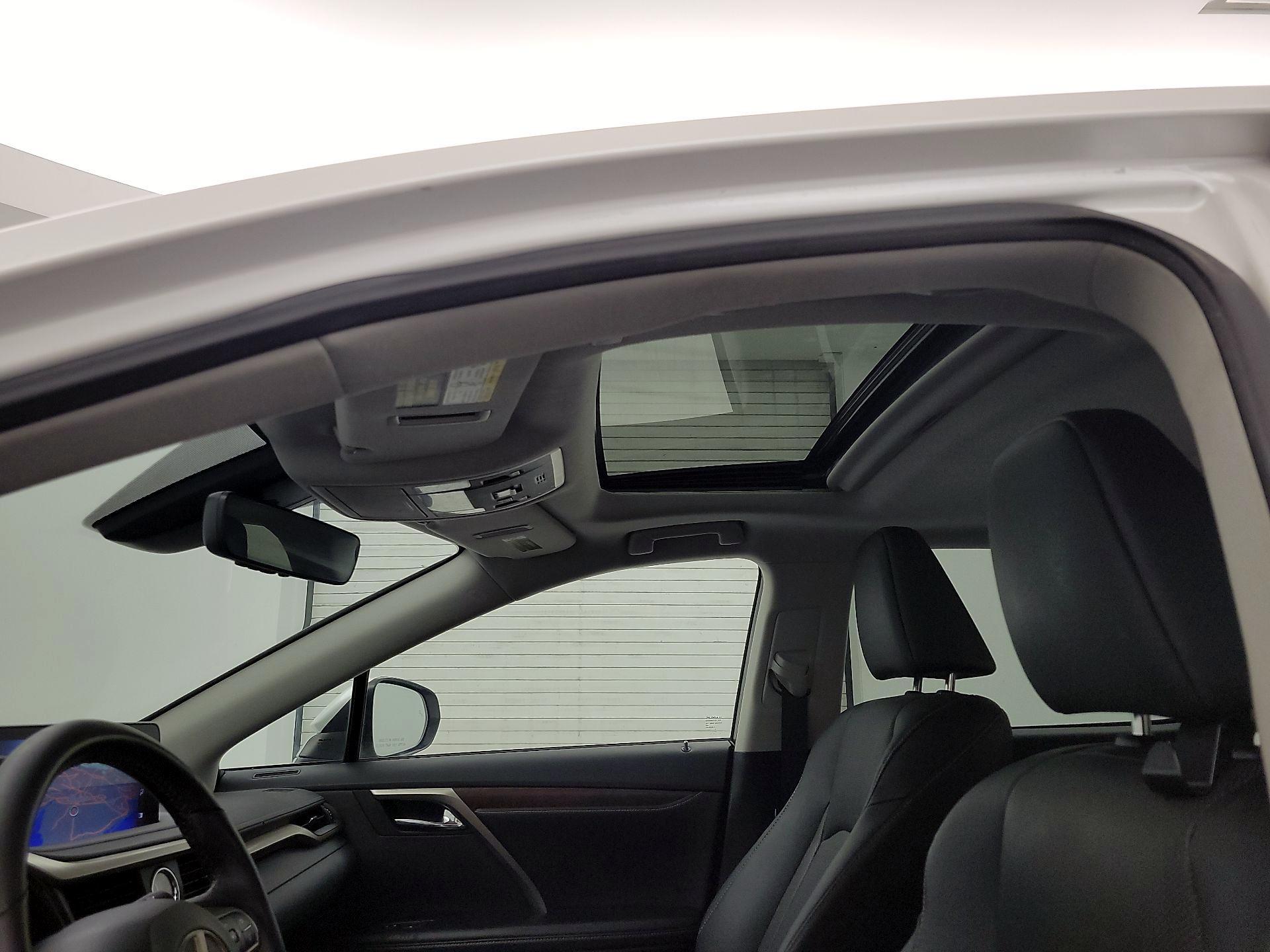 Thumbnail: 2020 Lexus RX - 20