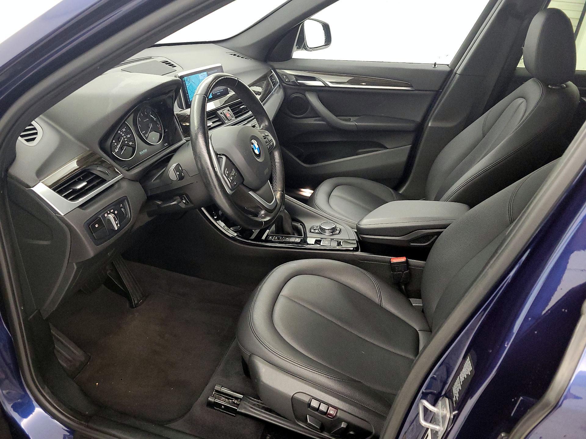 Thumbnail: 2016 BMW X1 - 11