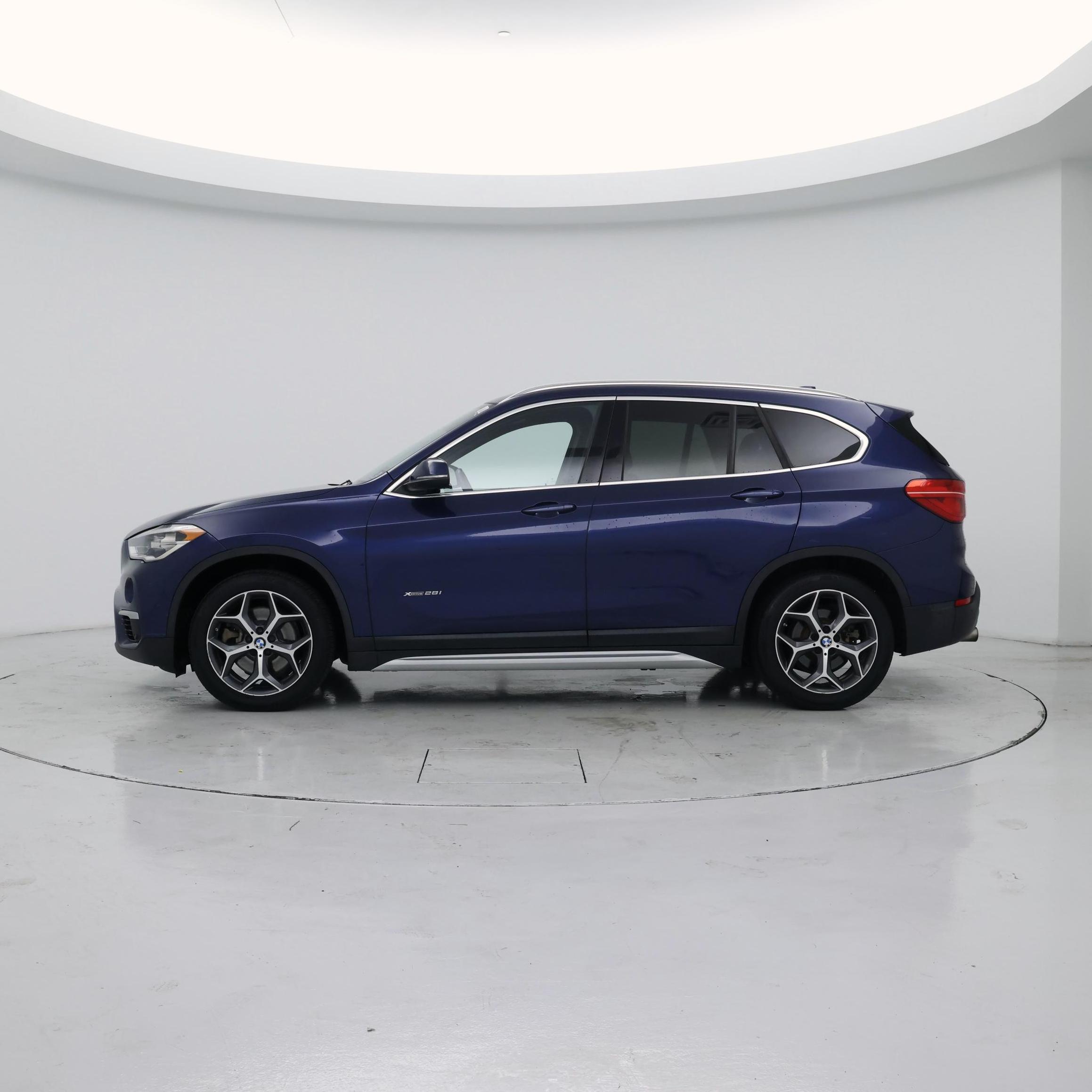 Thumbnail: 2016 BMW X1 - 3