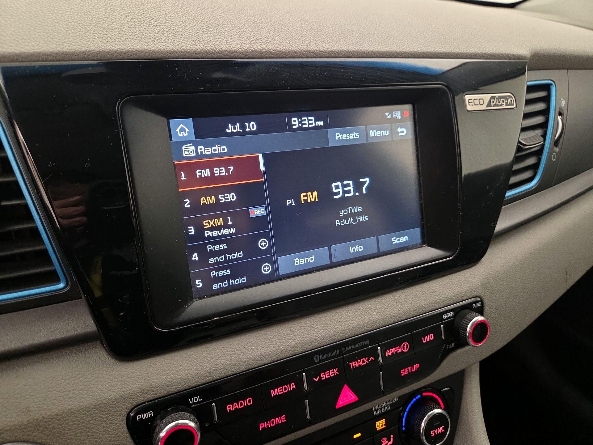 Thumbnail: 2018 Kia Niro - 15