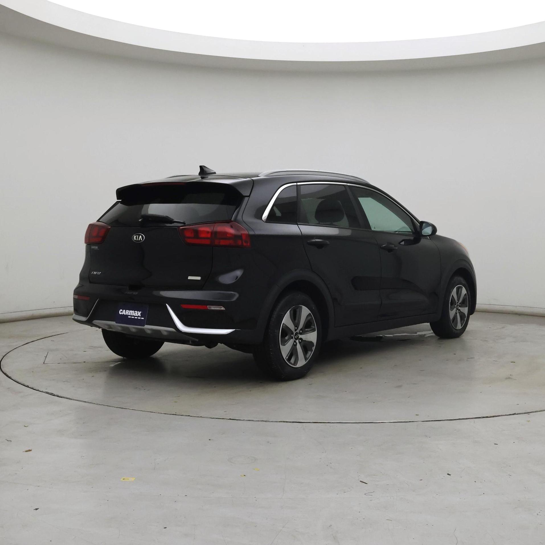 Thumbnail: 2018 Kia Niro - 8