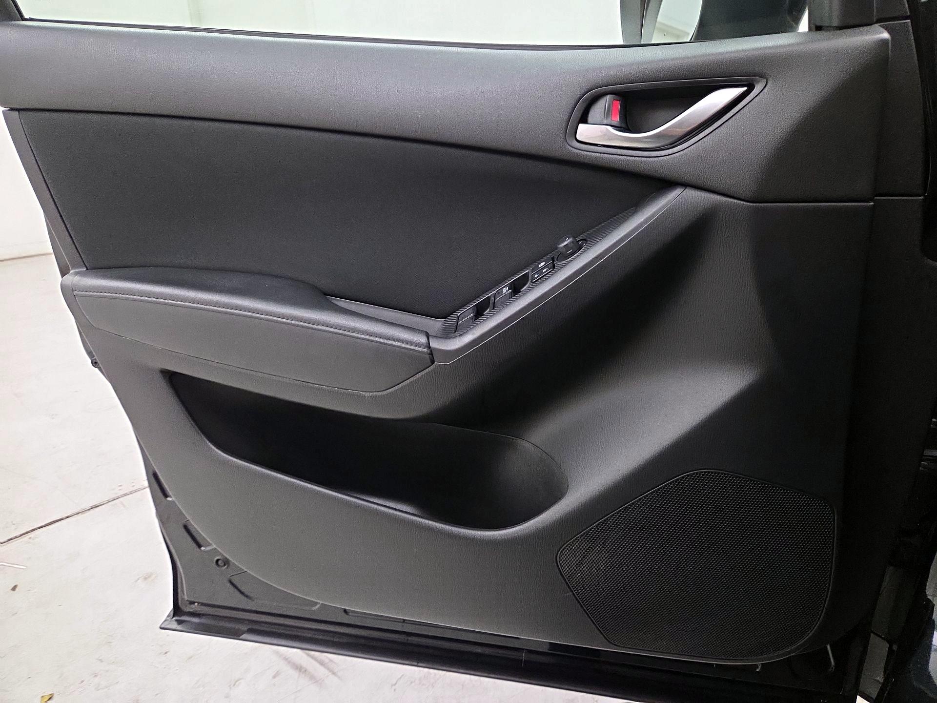 Thumbnail: 2016 Mazda CX-5 - 12