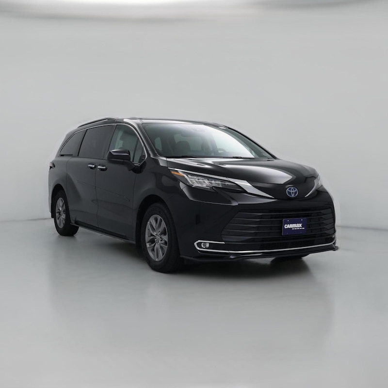 2022 Toyota Sienna Hybrid XLE