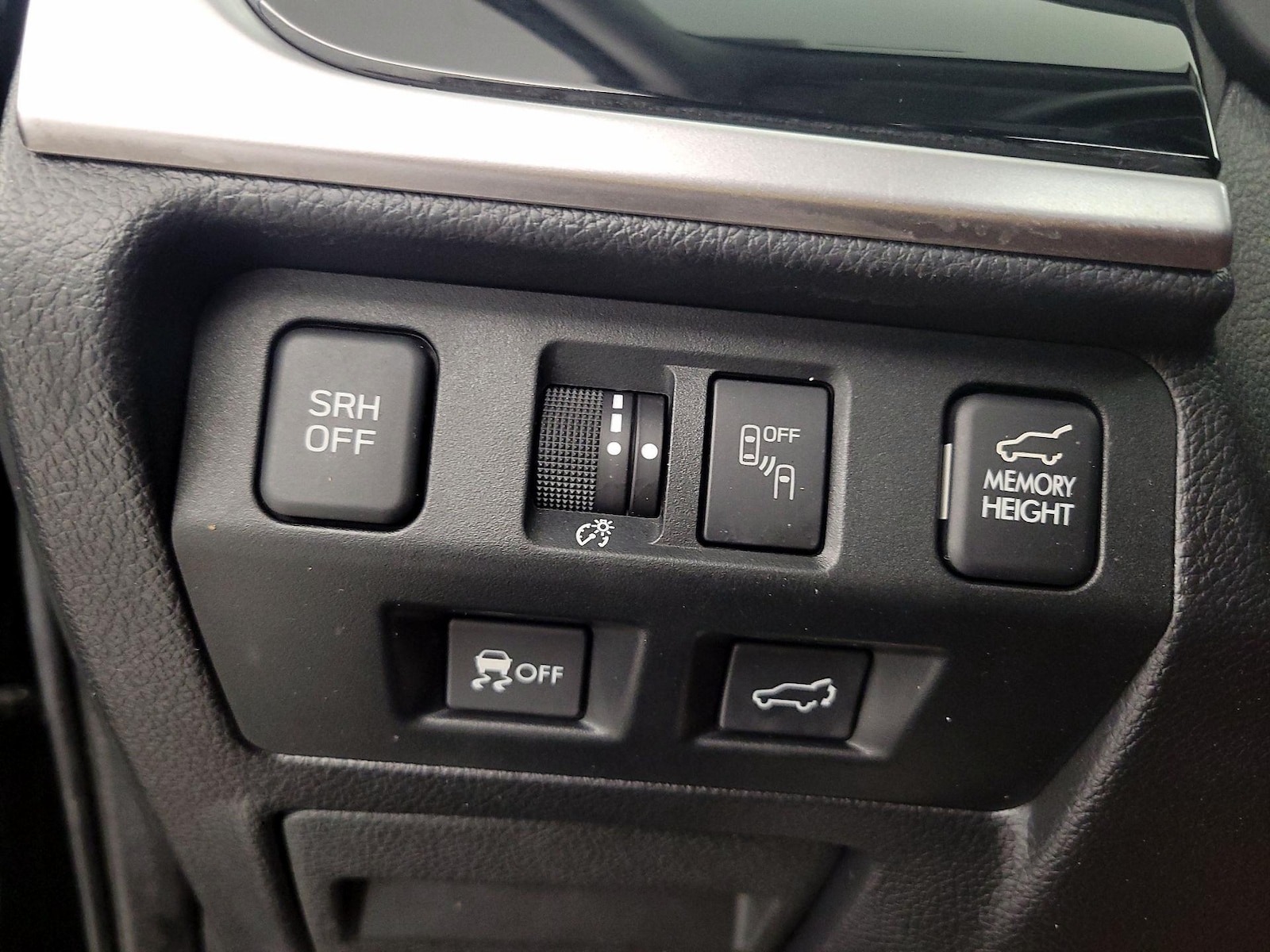 2018 Subaru Forester Limited - Photo 14