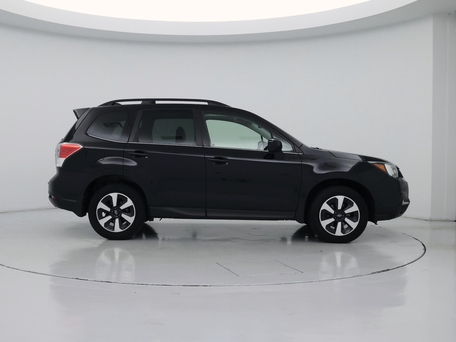 2018 Subaru Forester Limited - Photo 8