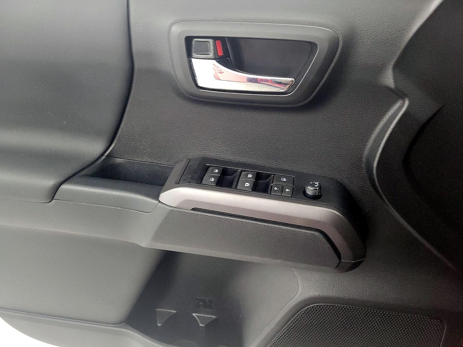2023 Toyota Tacoma TRD Sport - Photo 13