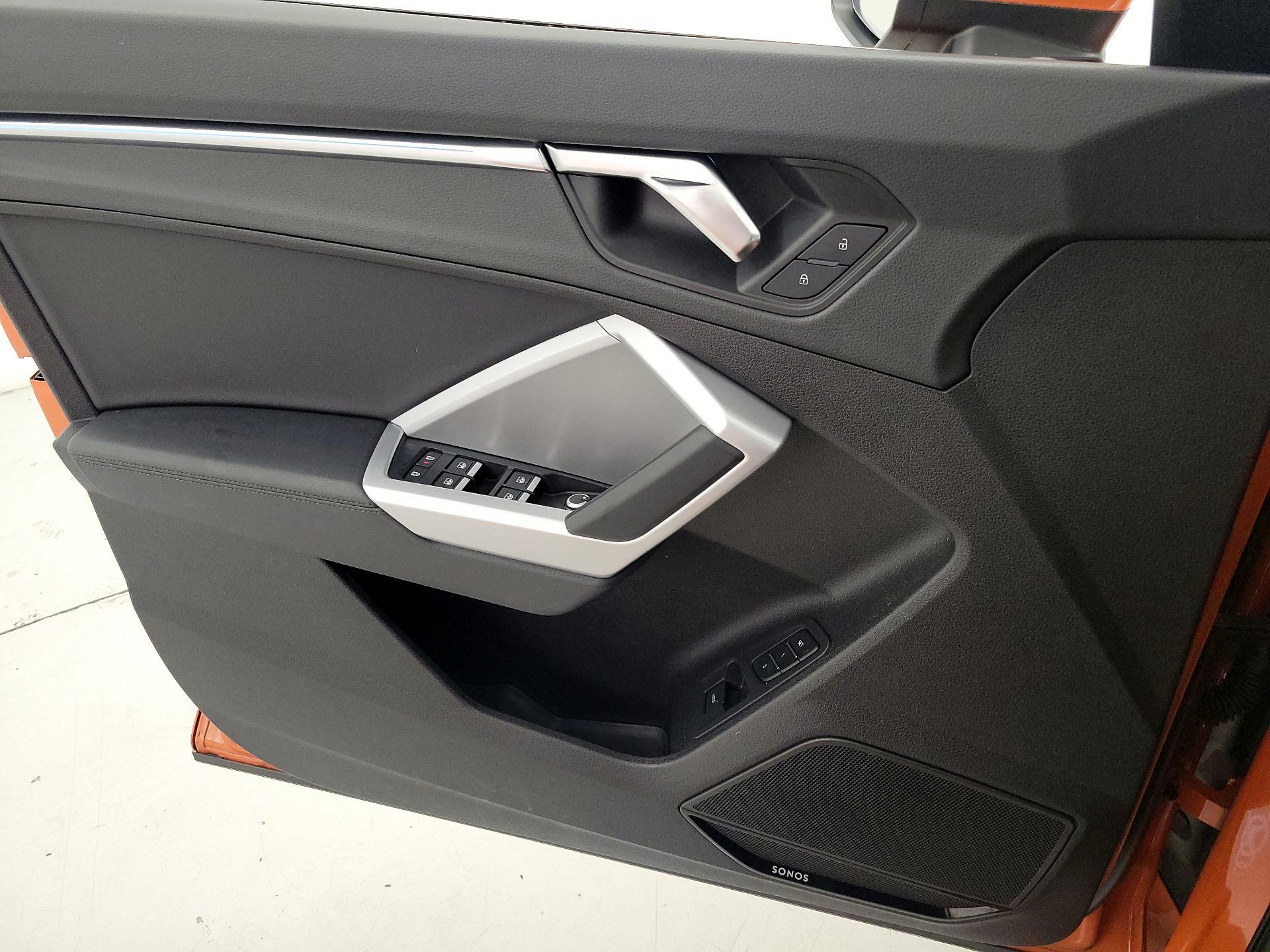 Thumbnail: 2022 Audi Q3 - 12