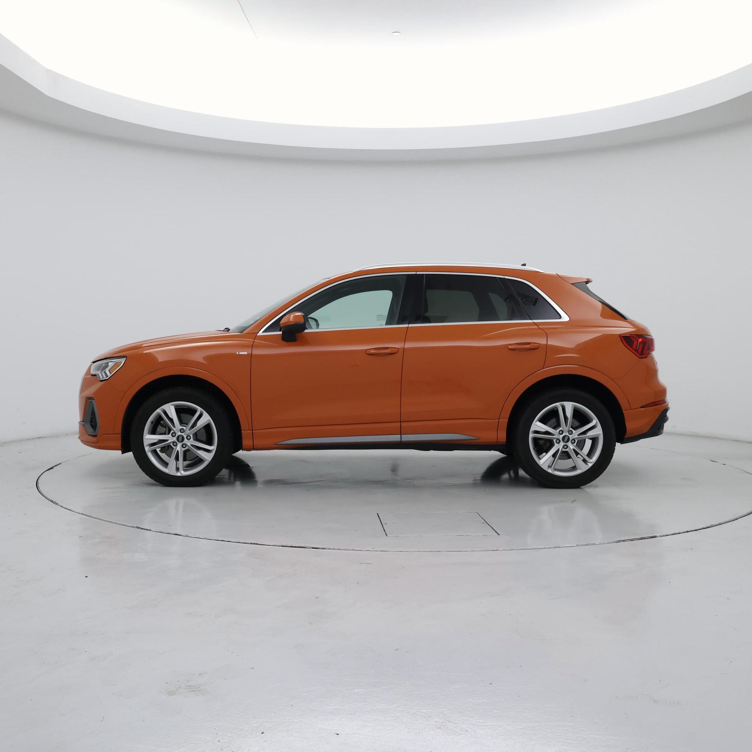 Thumbnail: 2022 Audi Q3 - 3