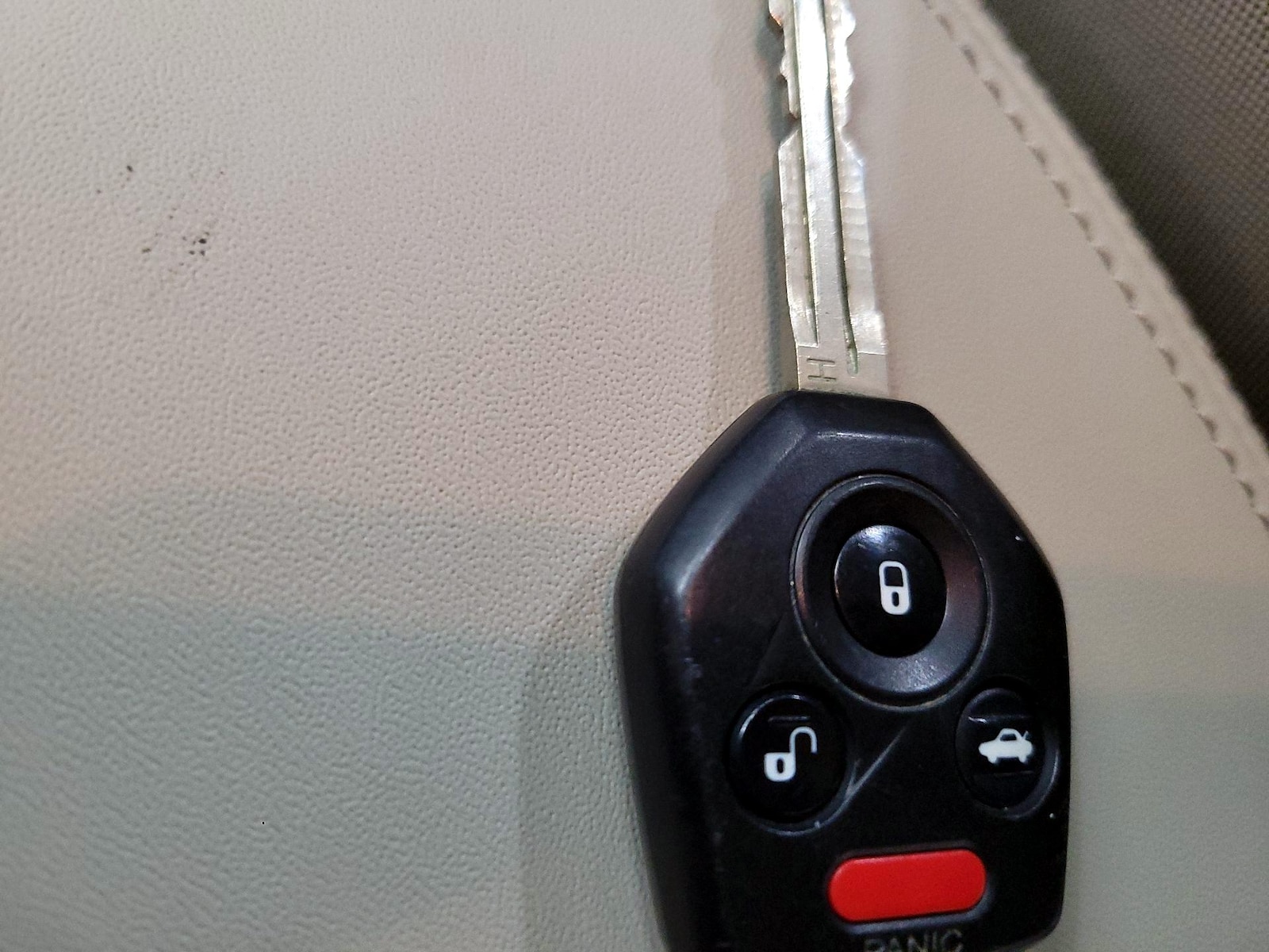 2017 Subaru Impreza Premium - Photo 24