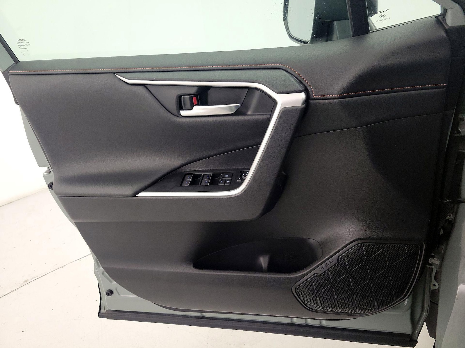 2022 Toyota RAV4 Adventure - Photo 13