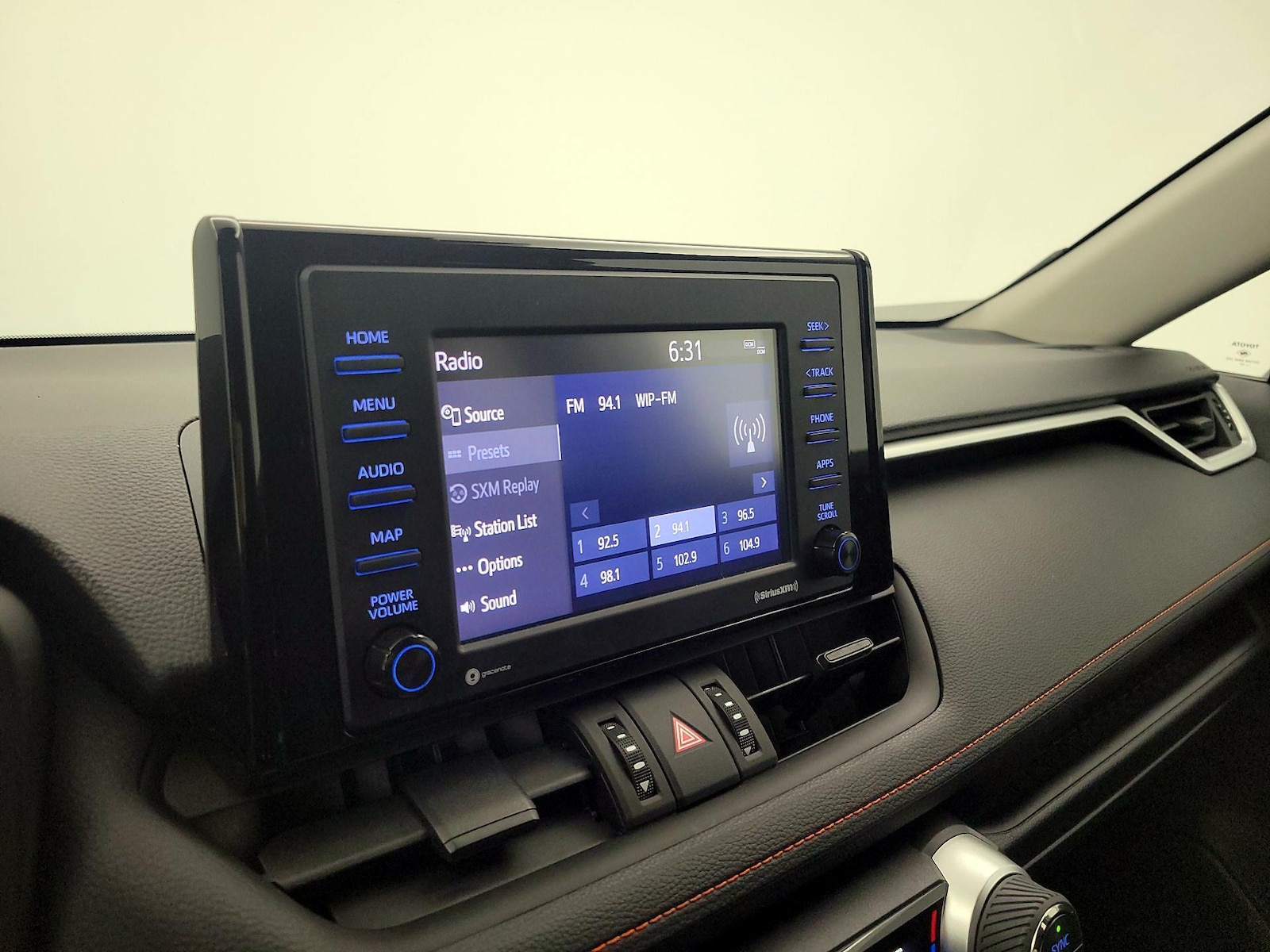 2022 Toyota RAV4 Adventure - Photo 16