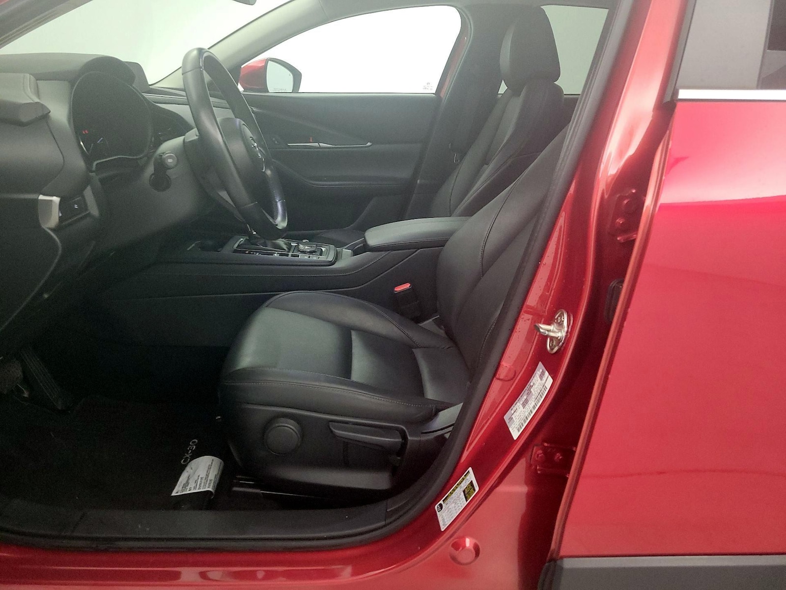 Side Airbags & Leatherette Seats