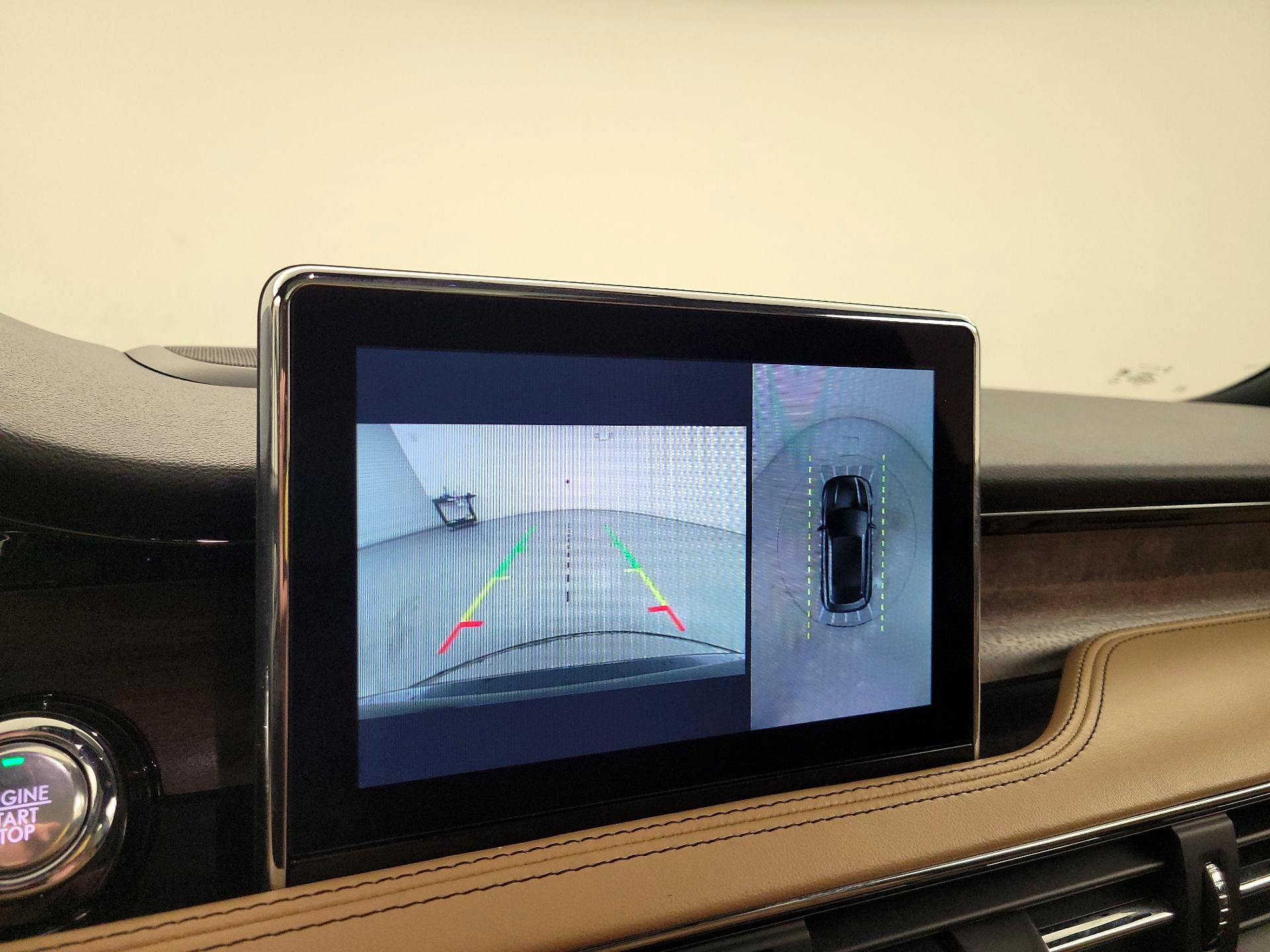 Thumbnail: 2022 Lincoln Corsair - 15