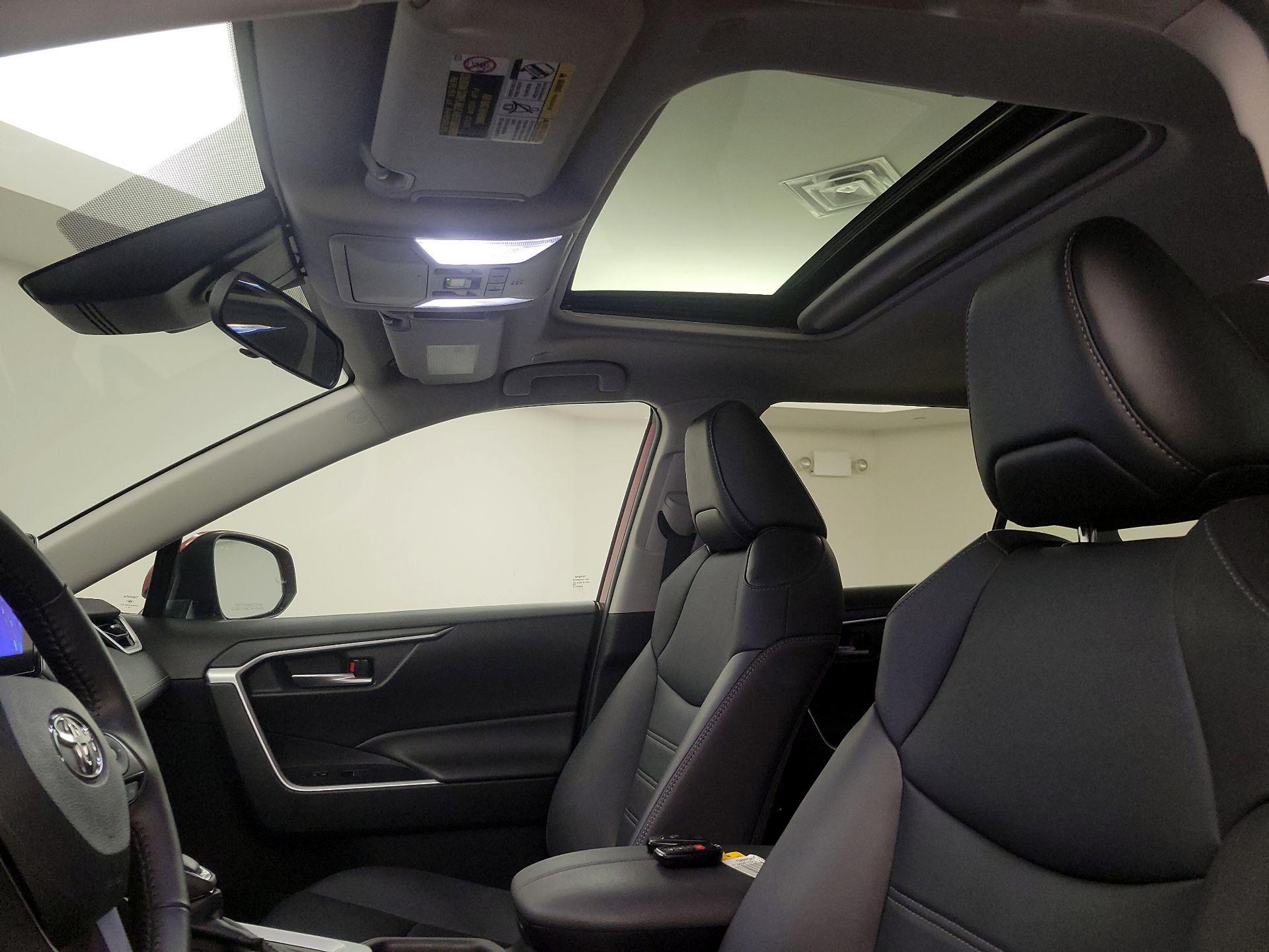 Thumbnail: 2023 Toyota RAV4 - 19