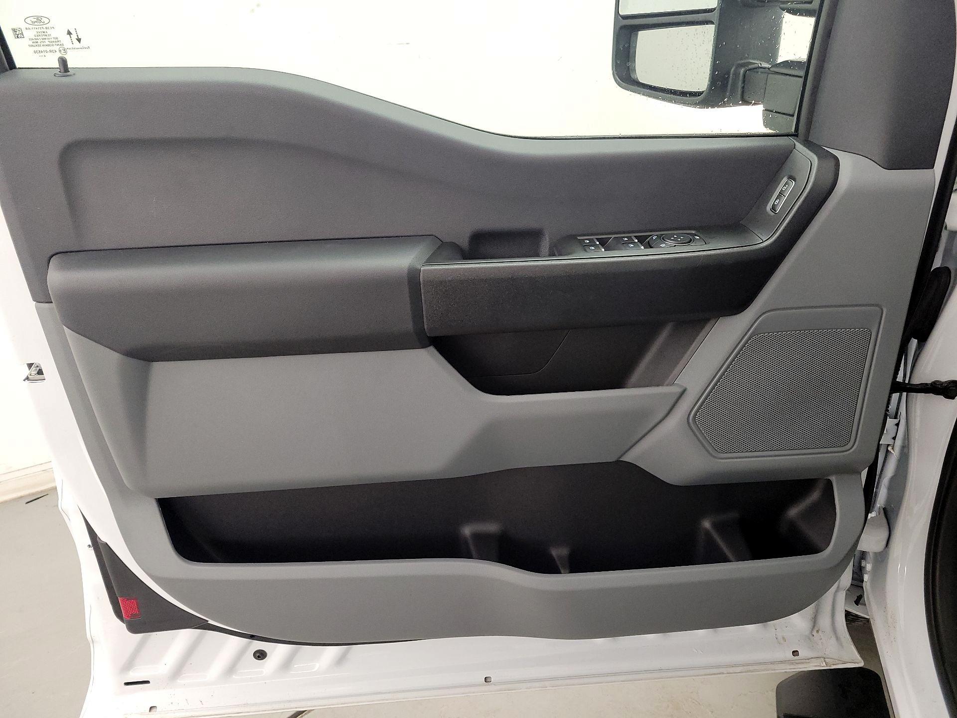 Thumbnail: 2024 Ford F-250 - 12