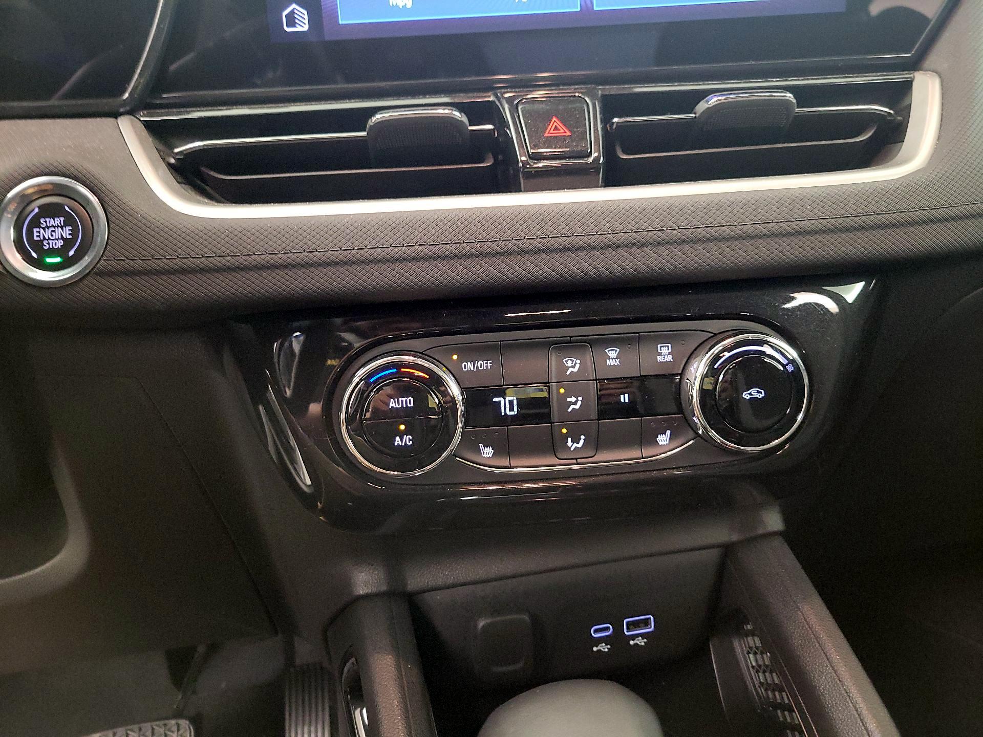 Thumbnail: 2024 Chevrolet TrailBlazer - 16