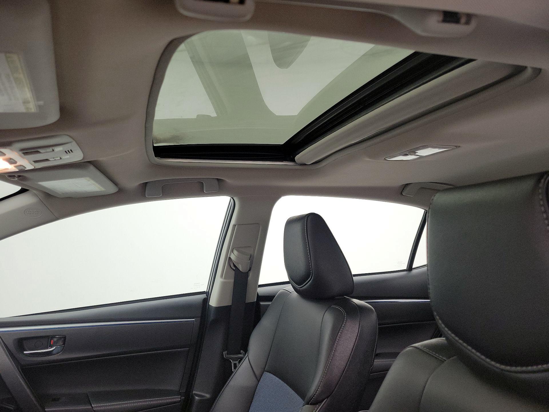 Thumbnail: 2014 Toyota Corolla - 19