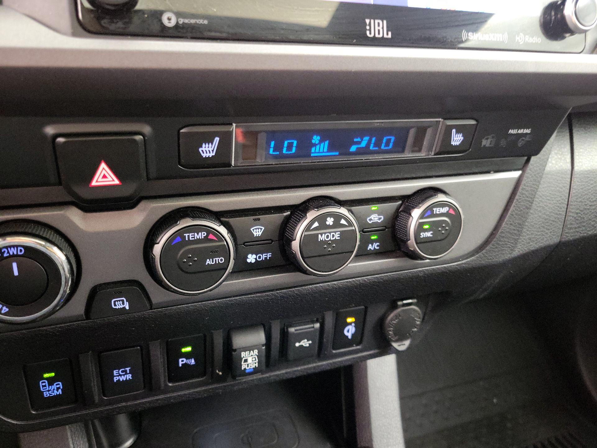 Thumbnail: 2022 Toyota Tacoma - 17