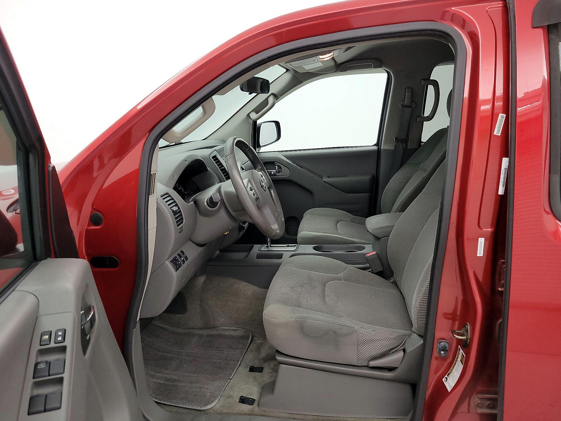 Thumbnail: 2015 Nissan Frontier - 11