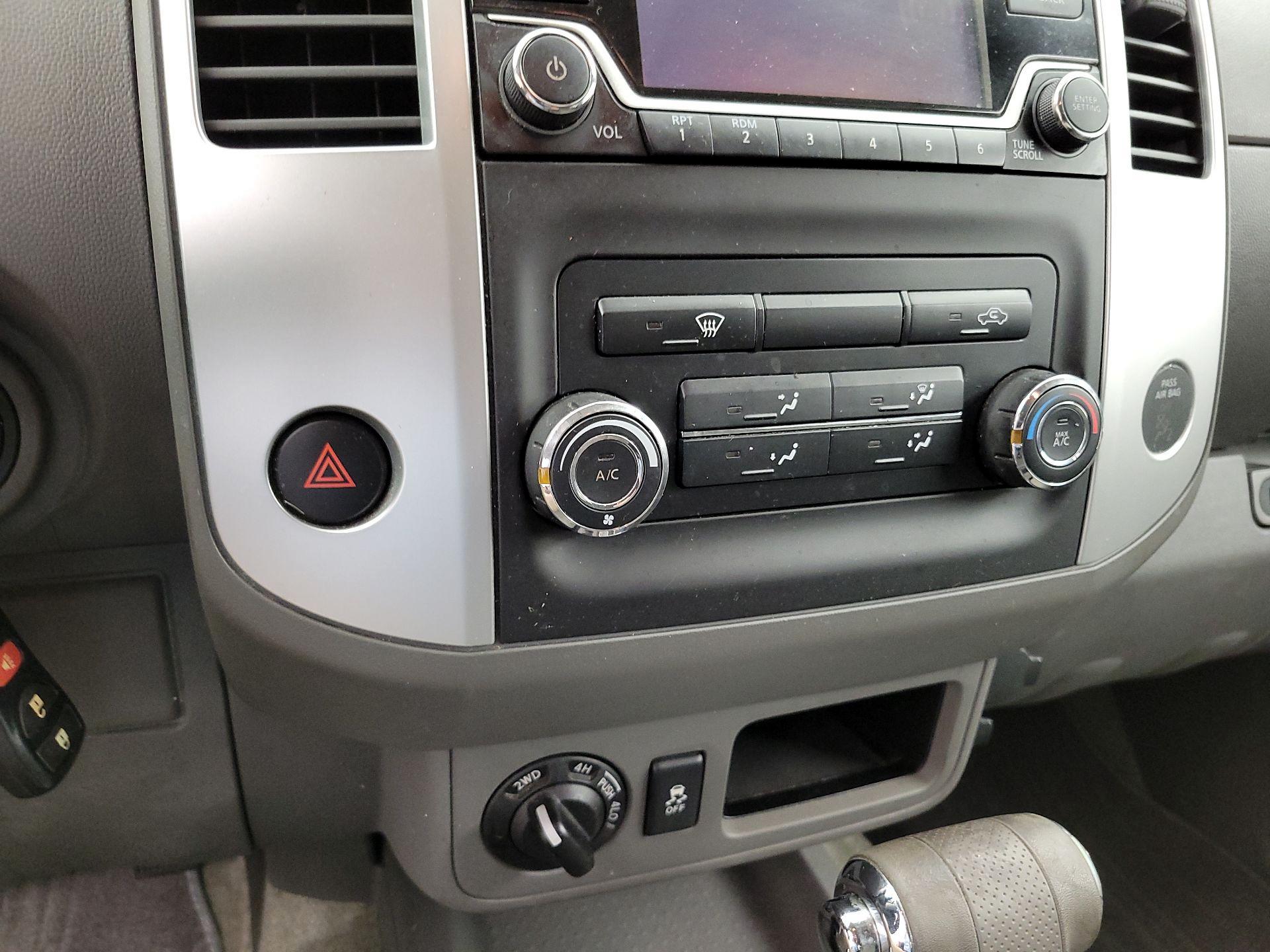 Thumbnail: 2015 Nissan Frontier - 15