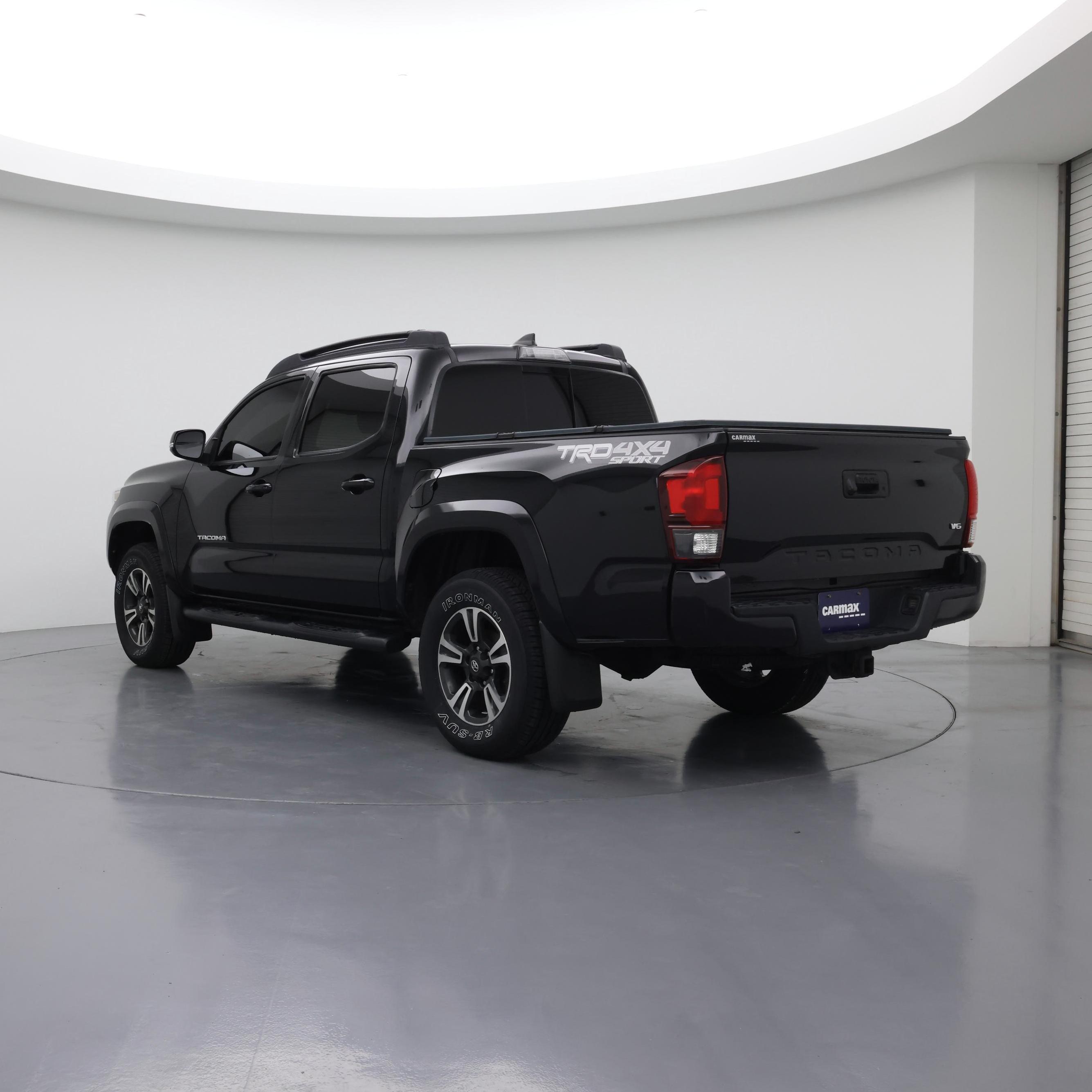 Thumbnail: 2018 Toyota Tacoma - 2