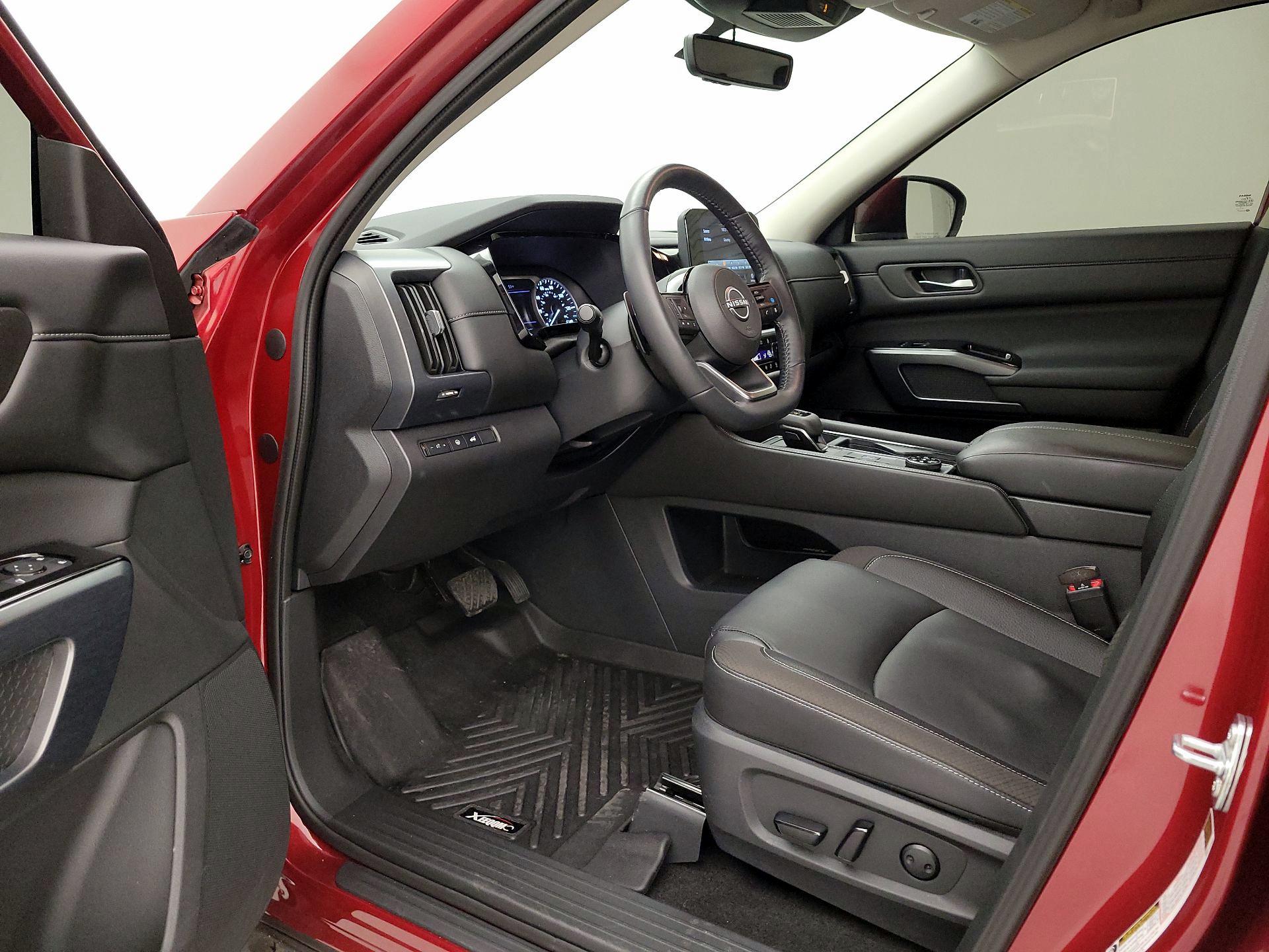 Thumbnail: 2024 Nissan Pathfinder - 11