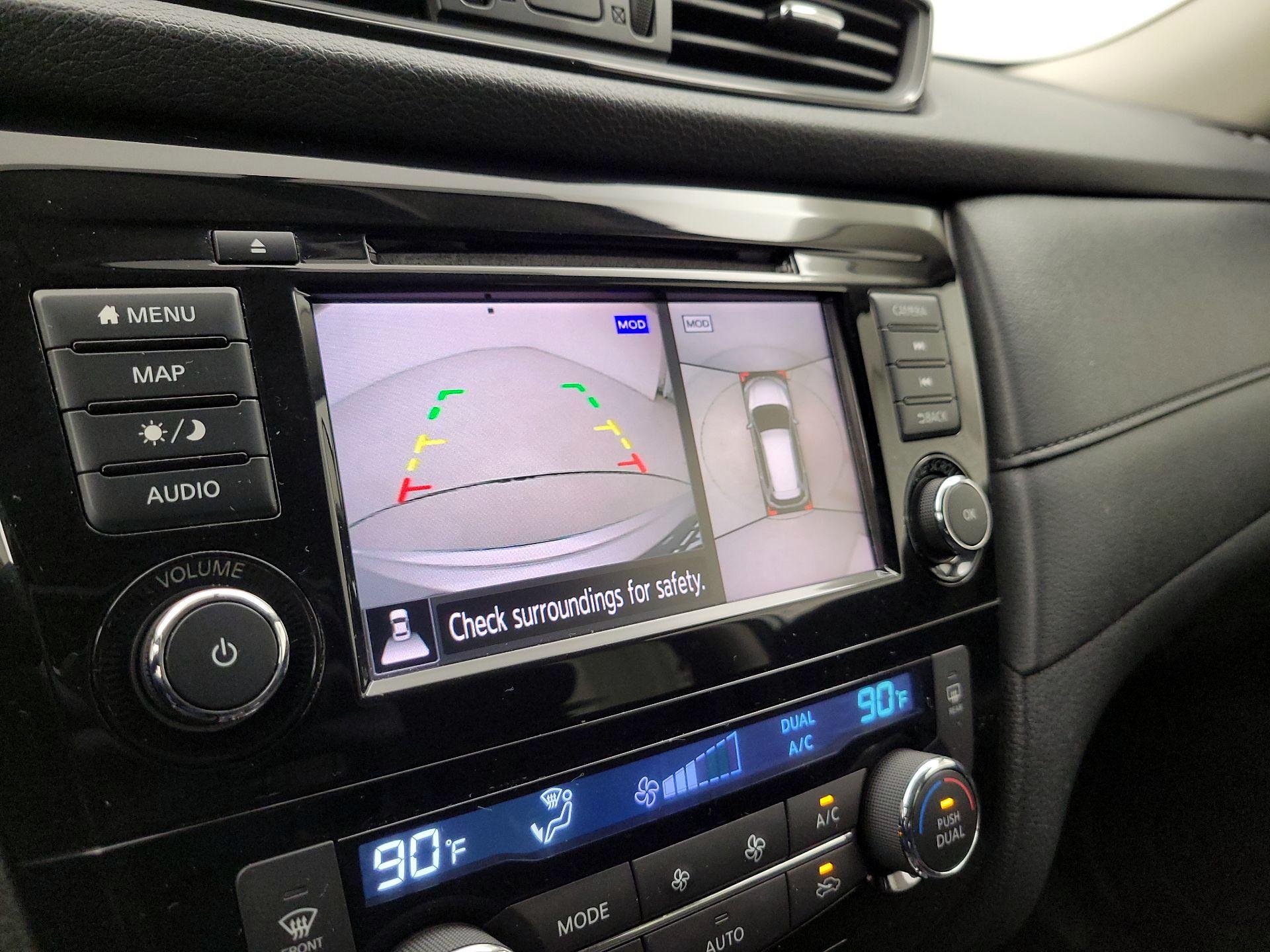 Thumbnail: 2018 Nissan Rogue - 15